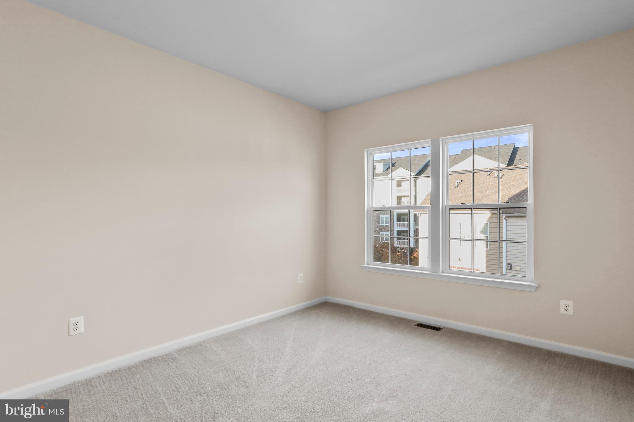 MARKET SQUARE - Residential