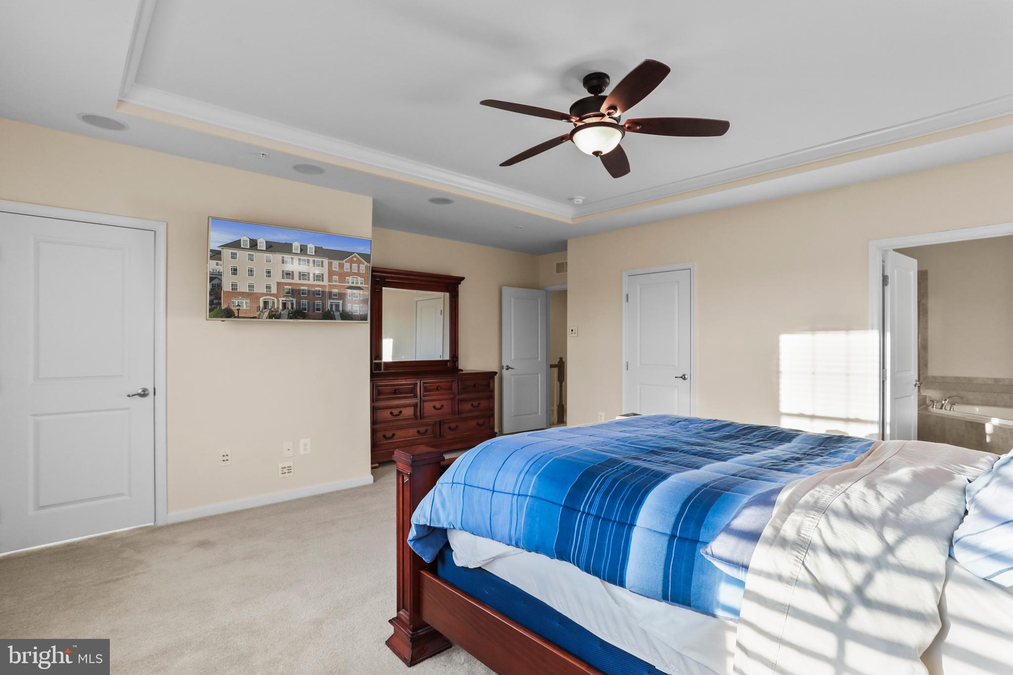 MARKET SQUARE - Residential