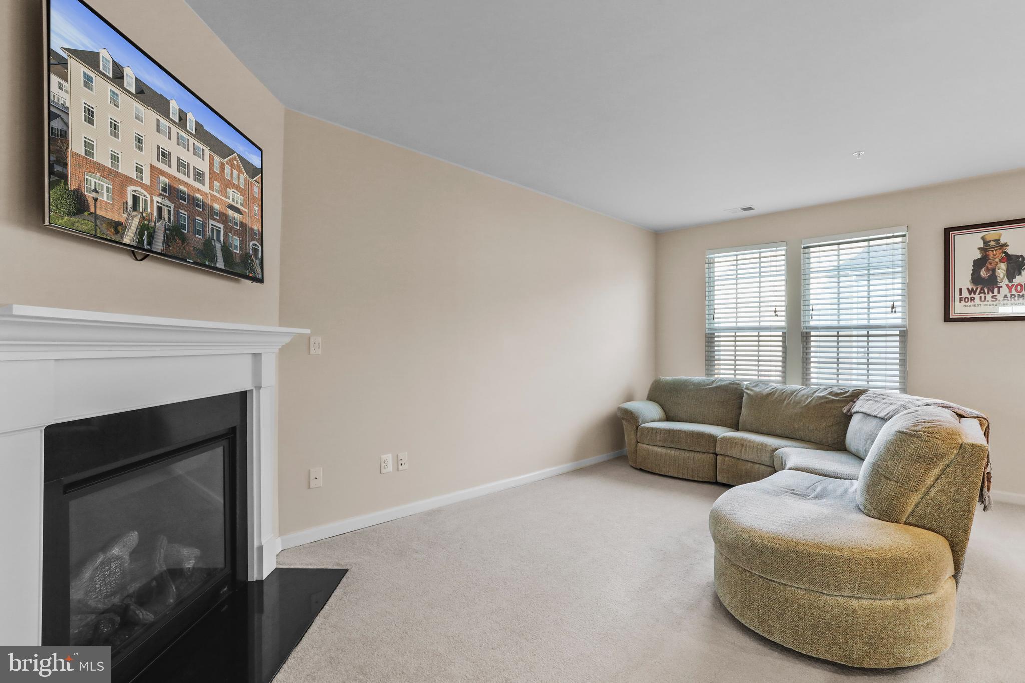 MARKET SQUARE - Residential