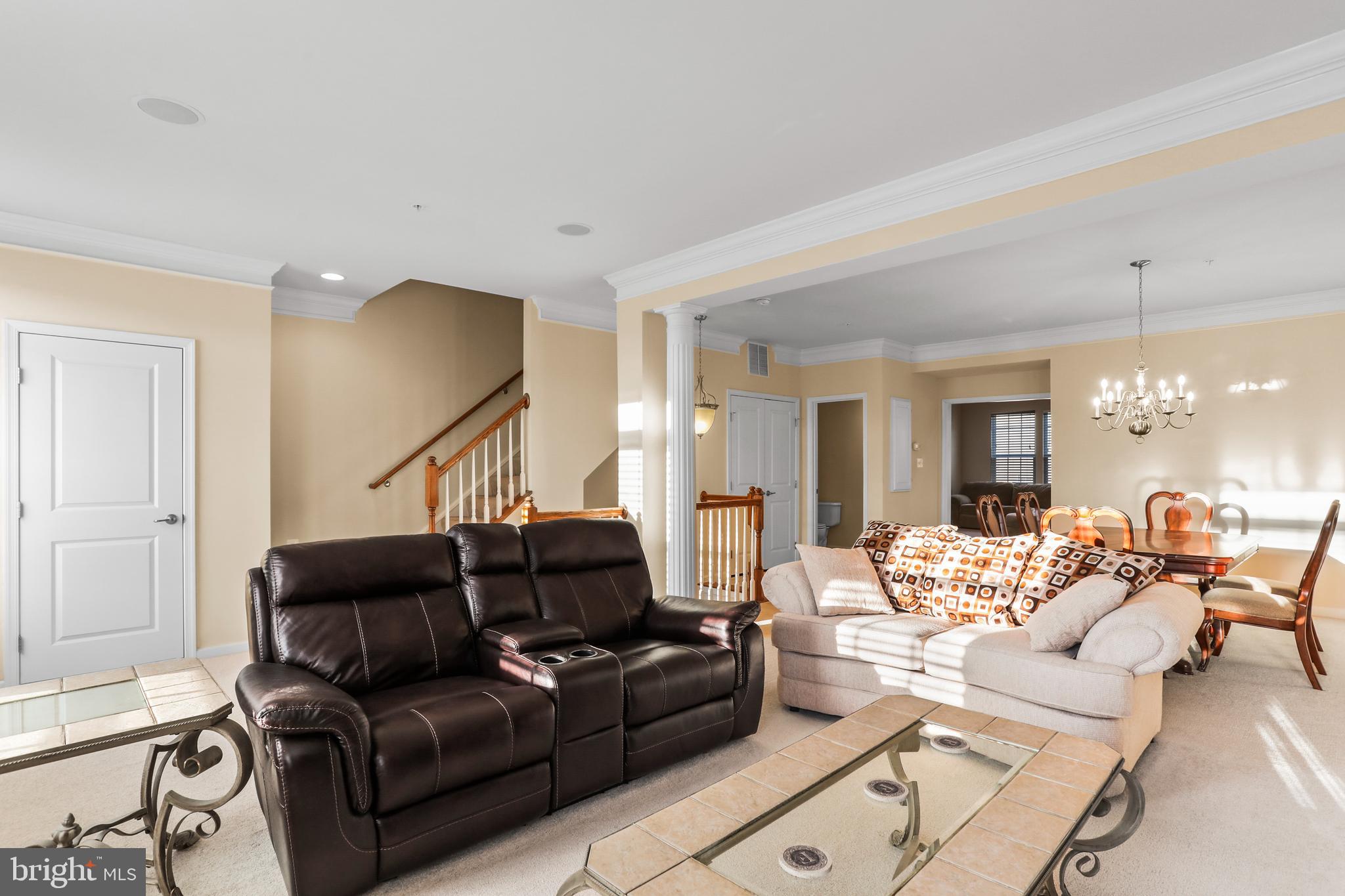 MARKET SQUARE - Residential