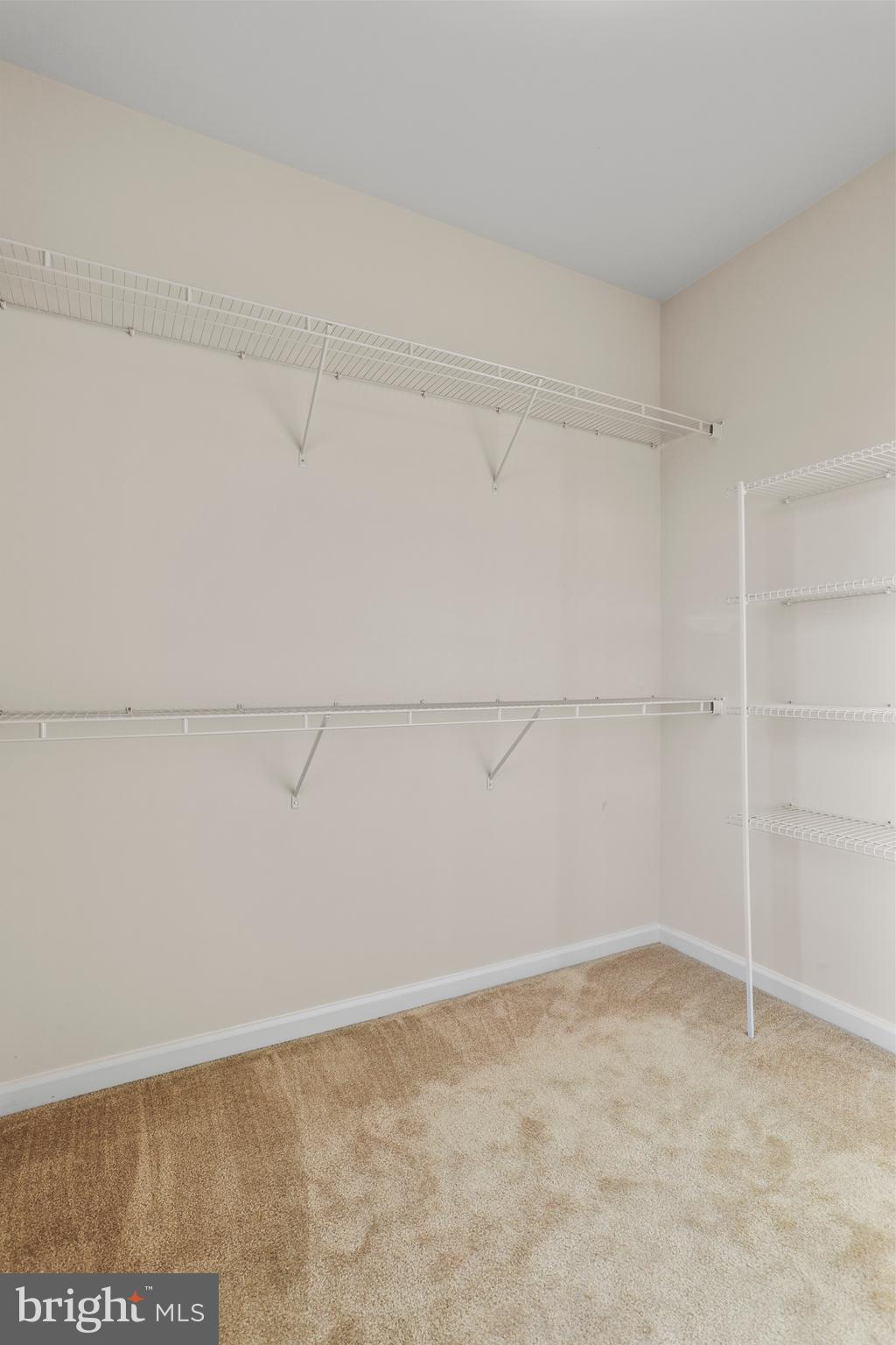 MARKET SQUARE - Residential