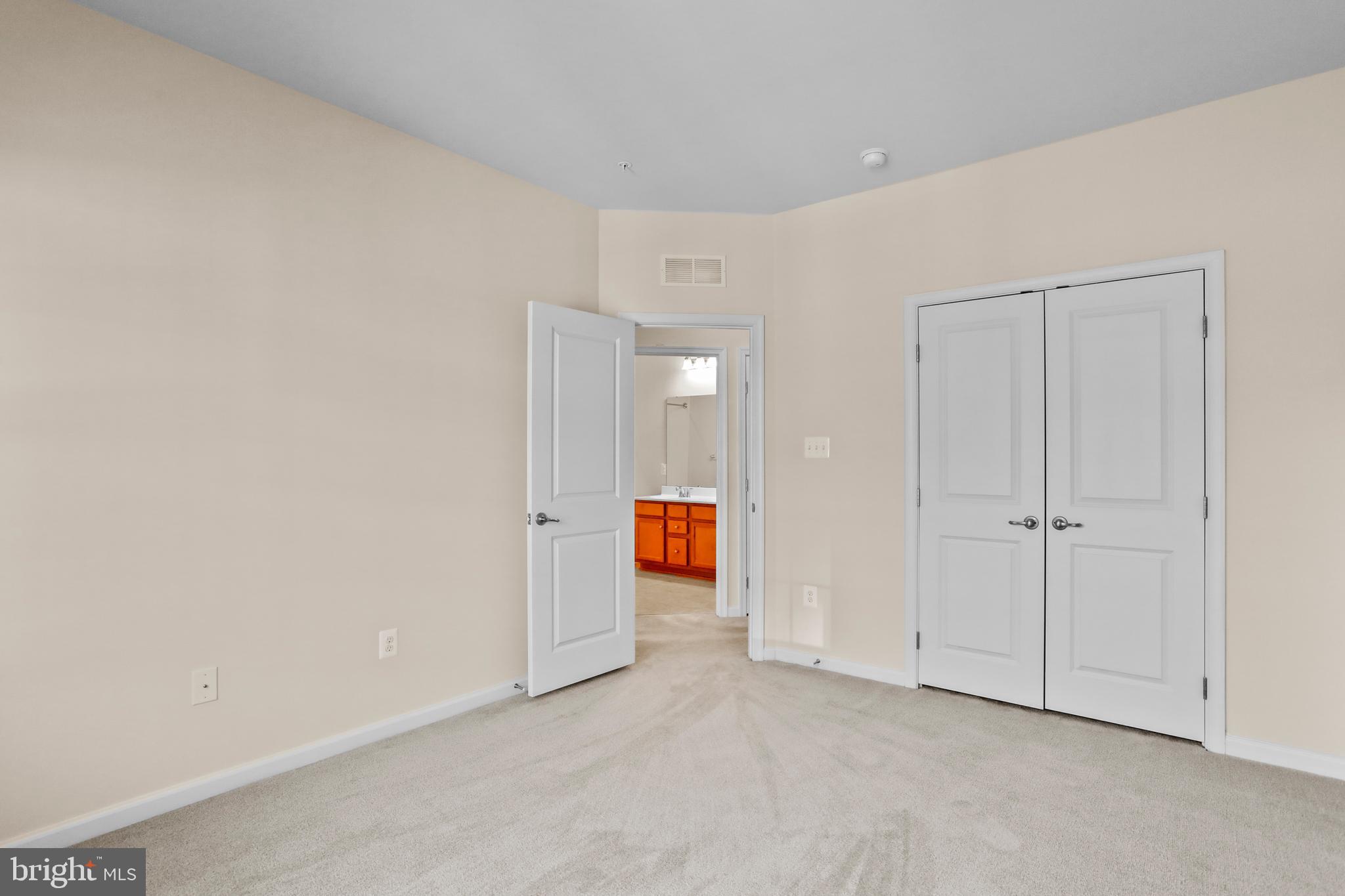 MARKET SQUARE - Residential