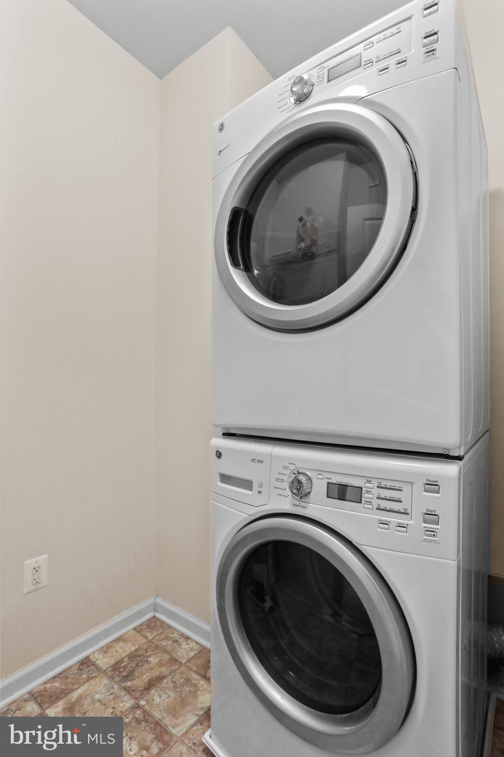 MARKET SQUARE - Residential