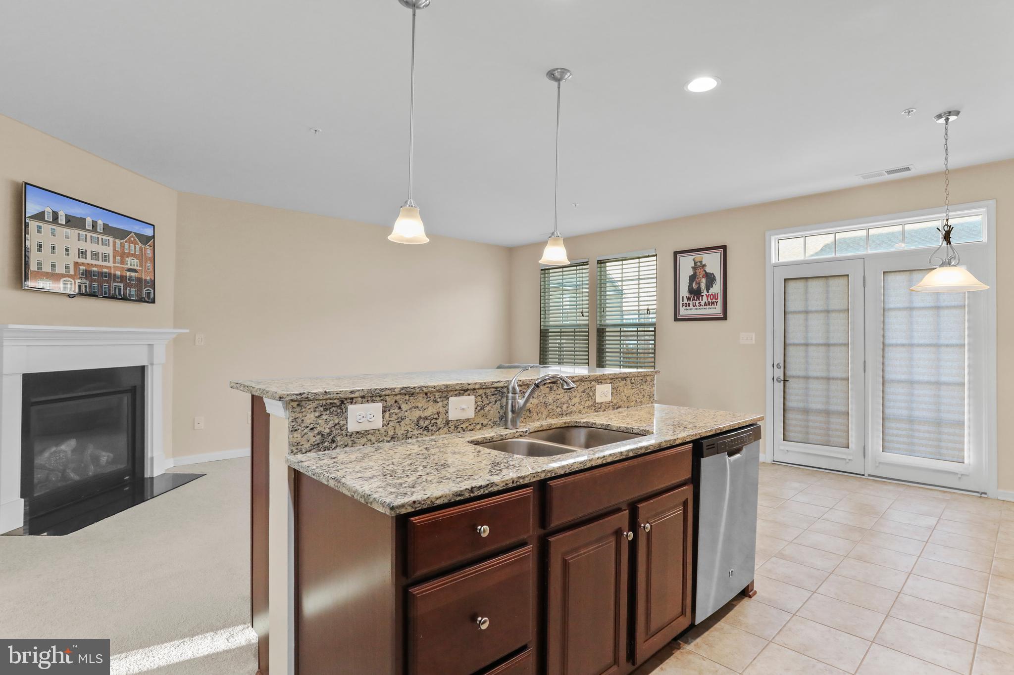 MARKET SQUARE - Residential