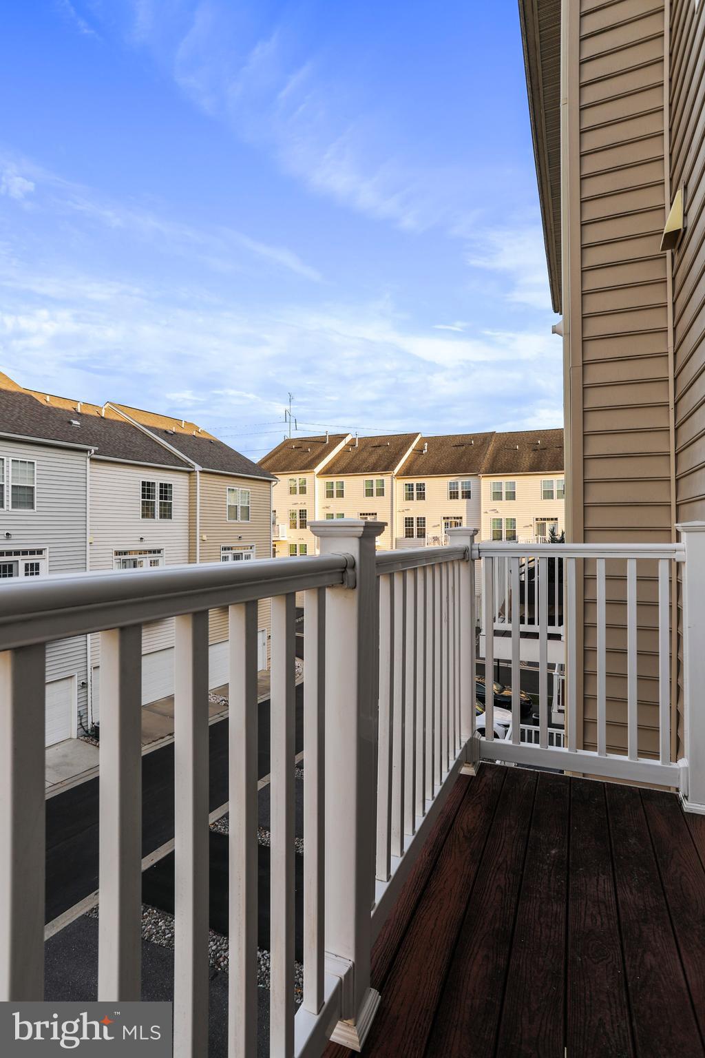 MARKET SQUARE - Residential