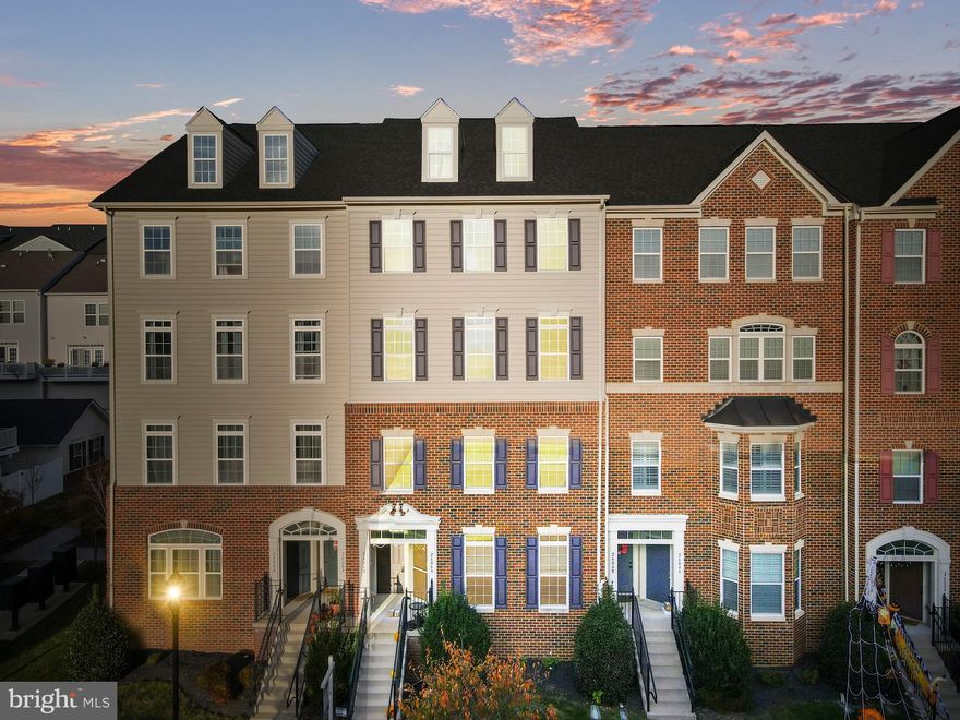 Welcome home to this two level condo in the desirable Market Square Community! This home features a large primary suite with tray ceilings, spacious ensuite full bath with soaking tub, two additional bedrooms and full bath, upper level laundry for convenience, open concept main living area with living room, formal dining room, family room with gas fireplace, chef's kiss kitchen with stainless steel appliances, granite counter tops, double wall oven, and large kitchen island with seating area, as well as a balcony perfect for enjoying the crisp fall weather. If that's not enough there is plenty of parking in the one car attached garage and two car parking pad, and tons to do in the amenity rich Market Square Community including walking paths, tot lots, the community pool, and the close proximity to shopping, restaurants, and major commuter routes. This home has it all! Schedule your private tour today before it's too late!