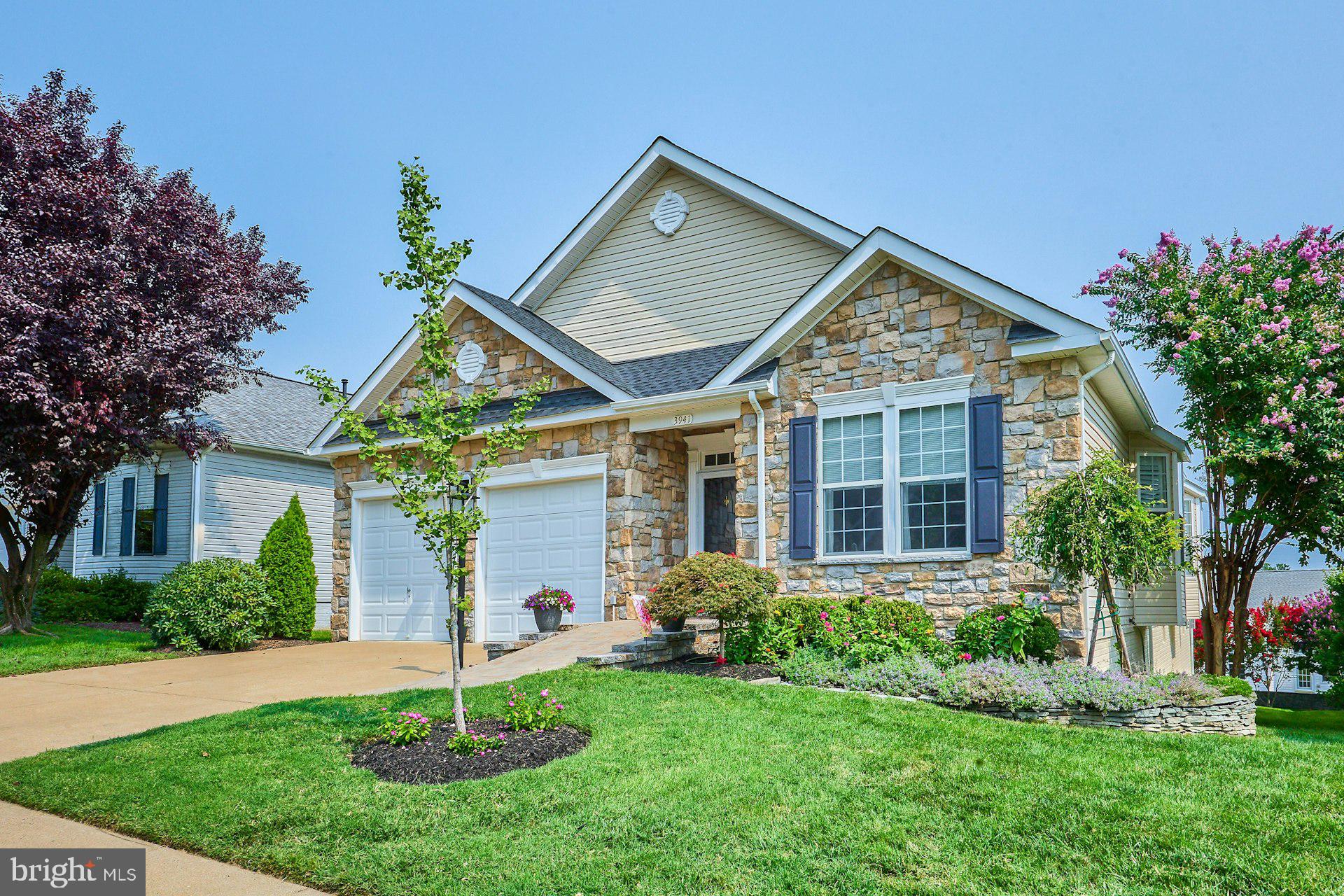 3941 SOLSTICE LANE
