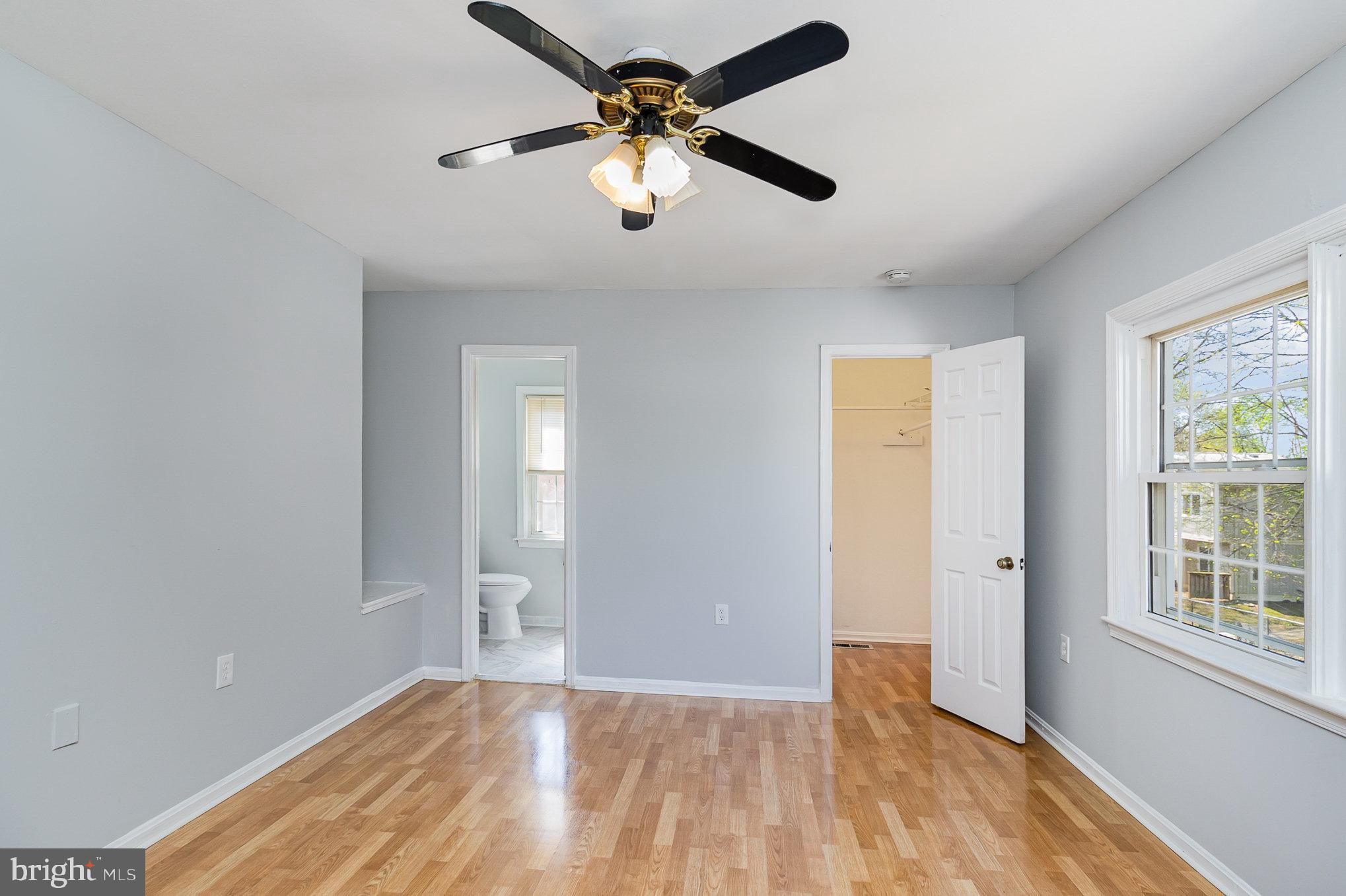 SPRINGFIELD SQUARE - Residential