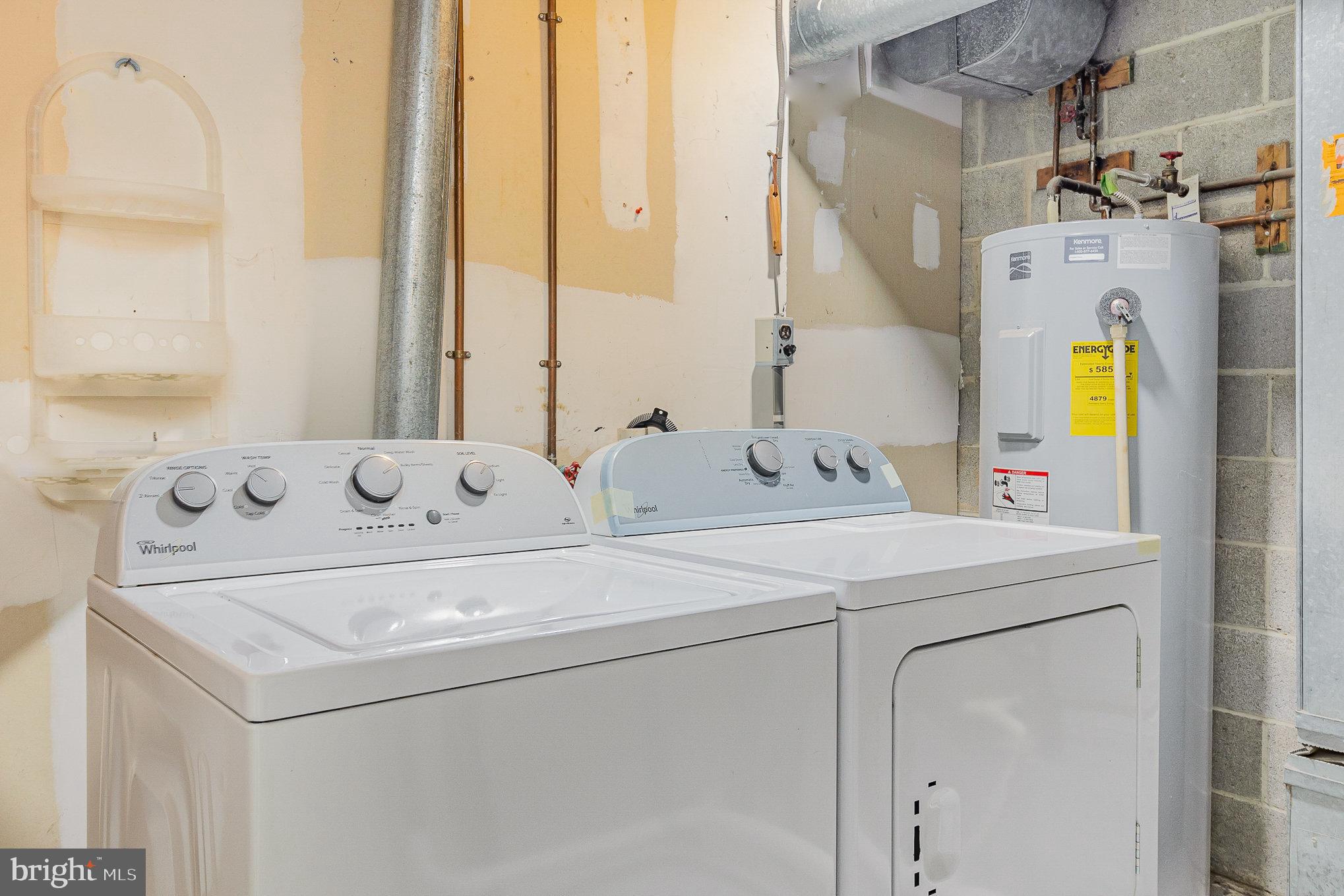 SPRINGFIELD SQUARE - Residential