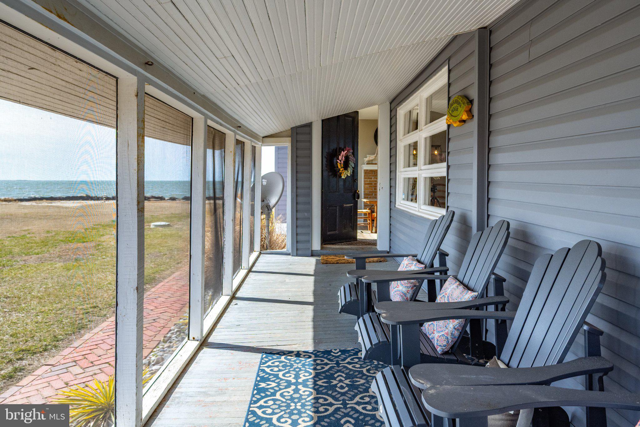 1 LAVALLETTE