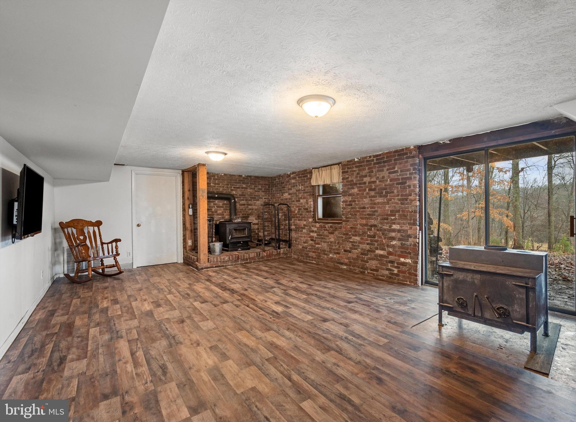 GREEN MEADOWS ESTATES - Residential