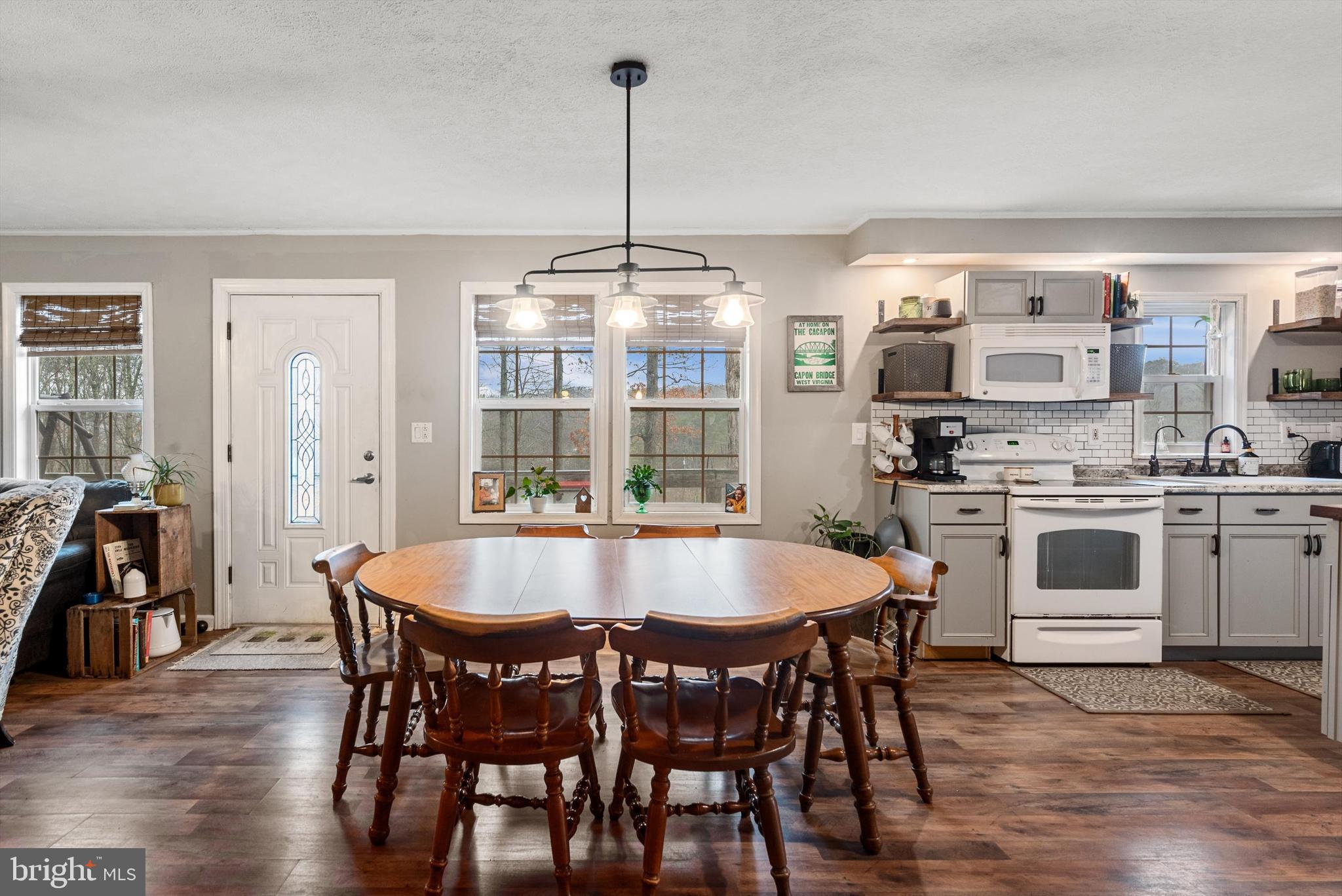 GREEN MEADOWS ESTATES - Residential