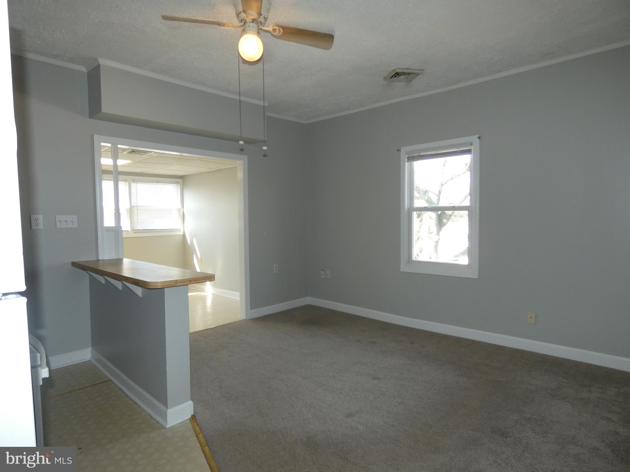 COLONIAL BEACH - Residential Lease