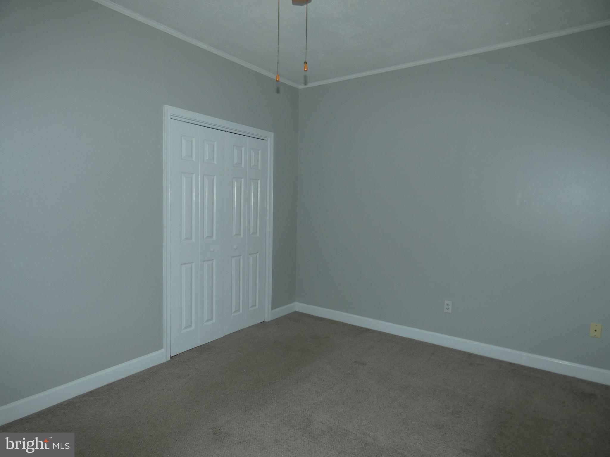 COLONIAL BEACH - Residential Lease