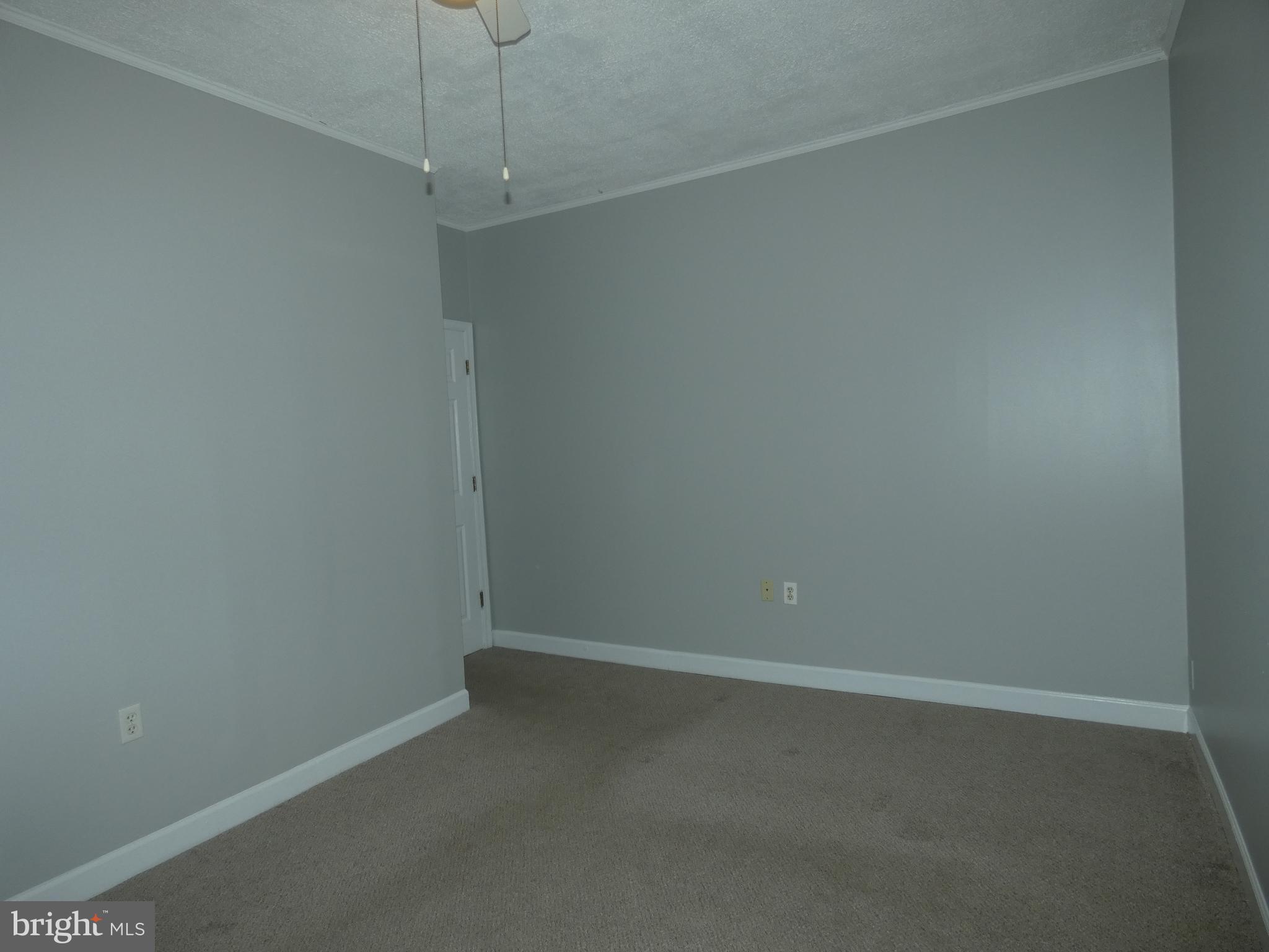 COLONIAL BEACH - Residential Lease