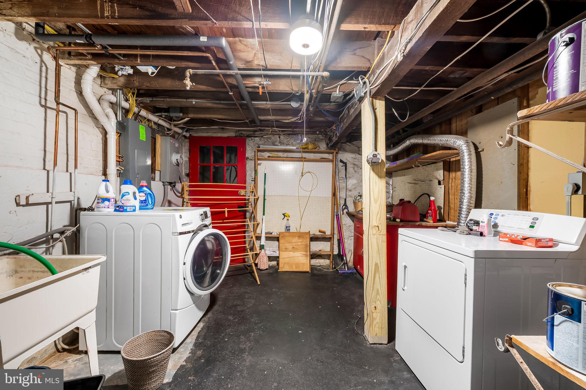 OAKENSHAWE - Residential