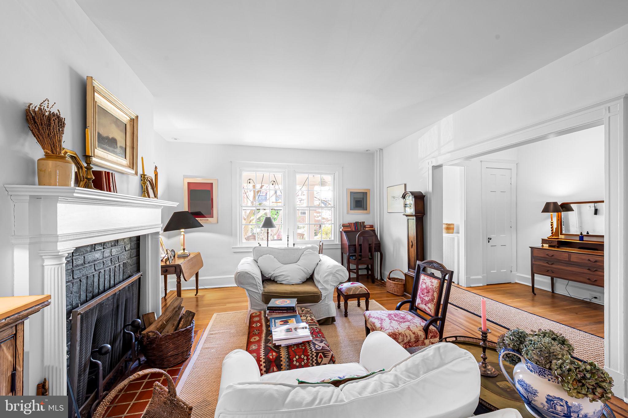 OAKENSHAWE - Residential