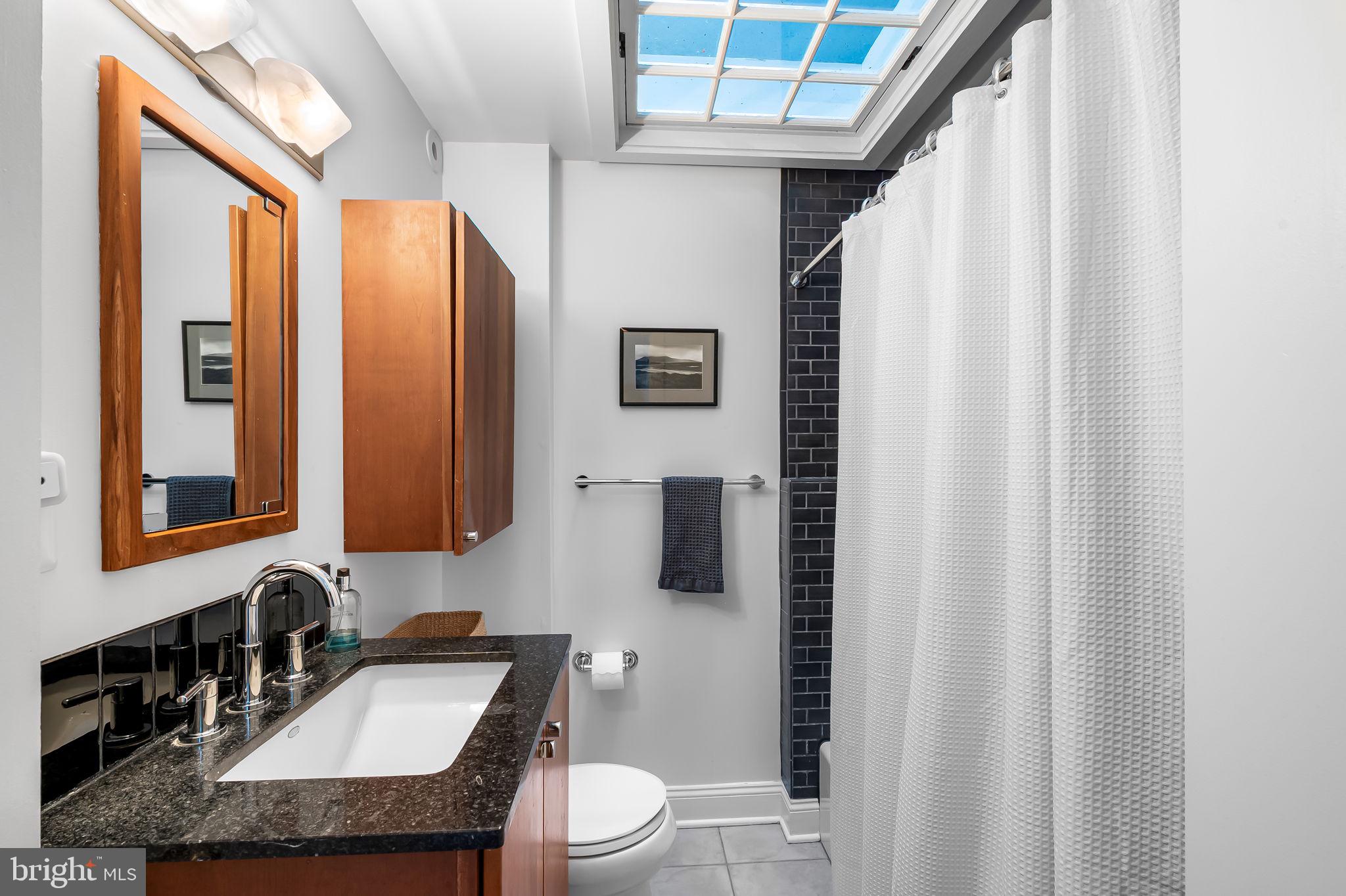 OAKENSHAWE - Residential