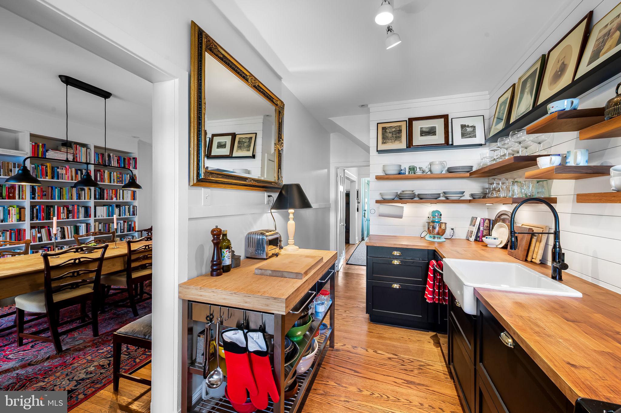 OAKENSHAWE - Residential