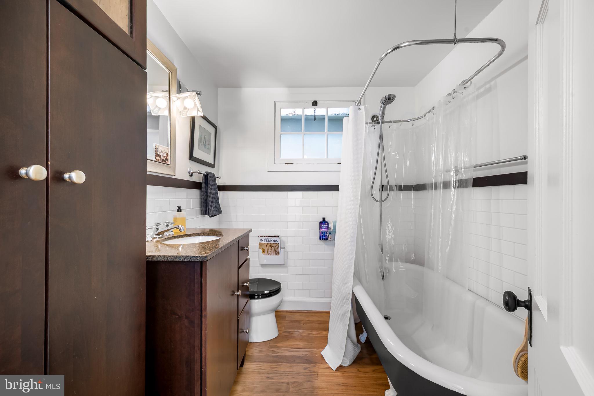 OAKENSHAWE - Residential