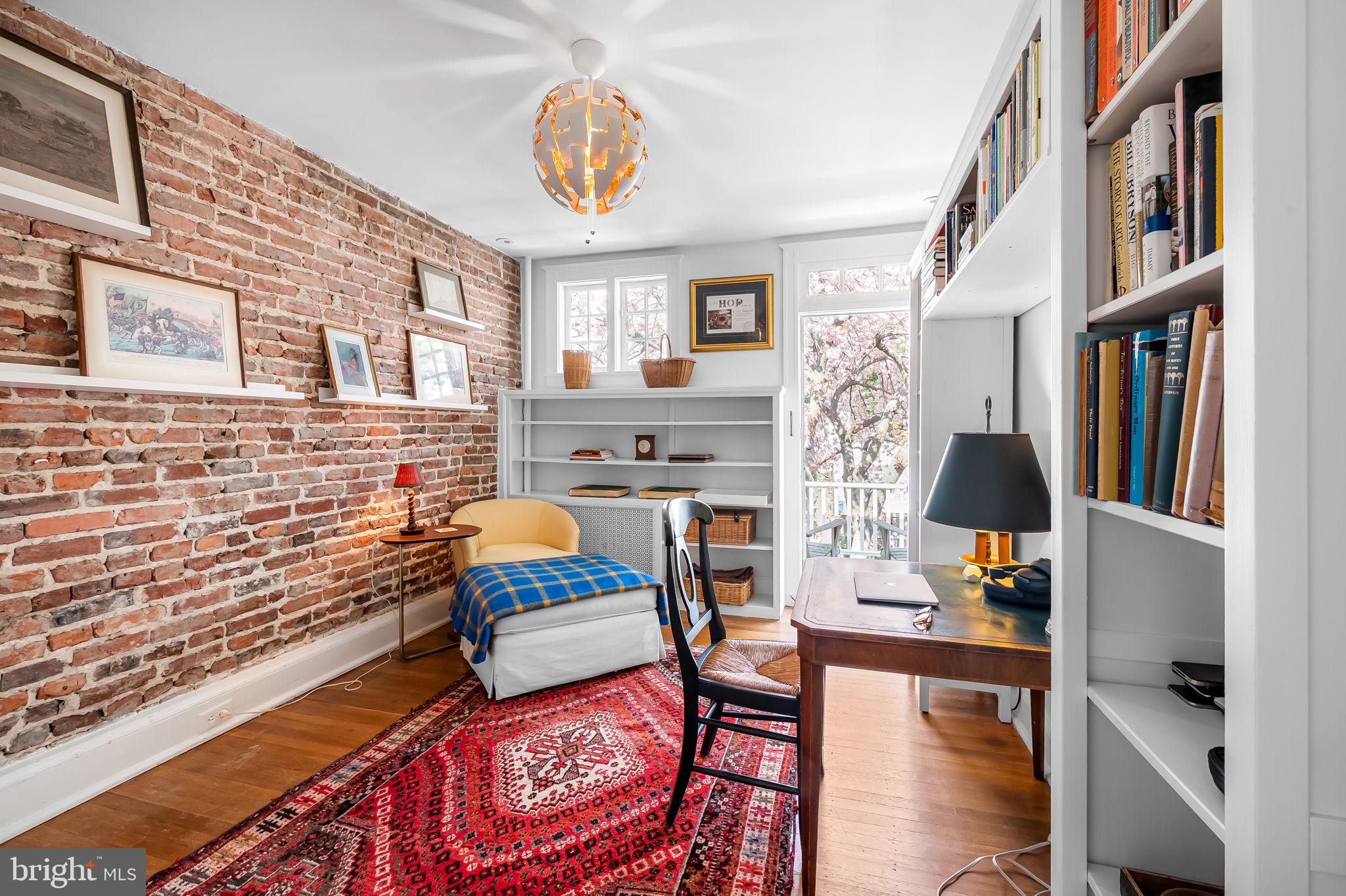 OAKENSHAWE - Residential