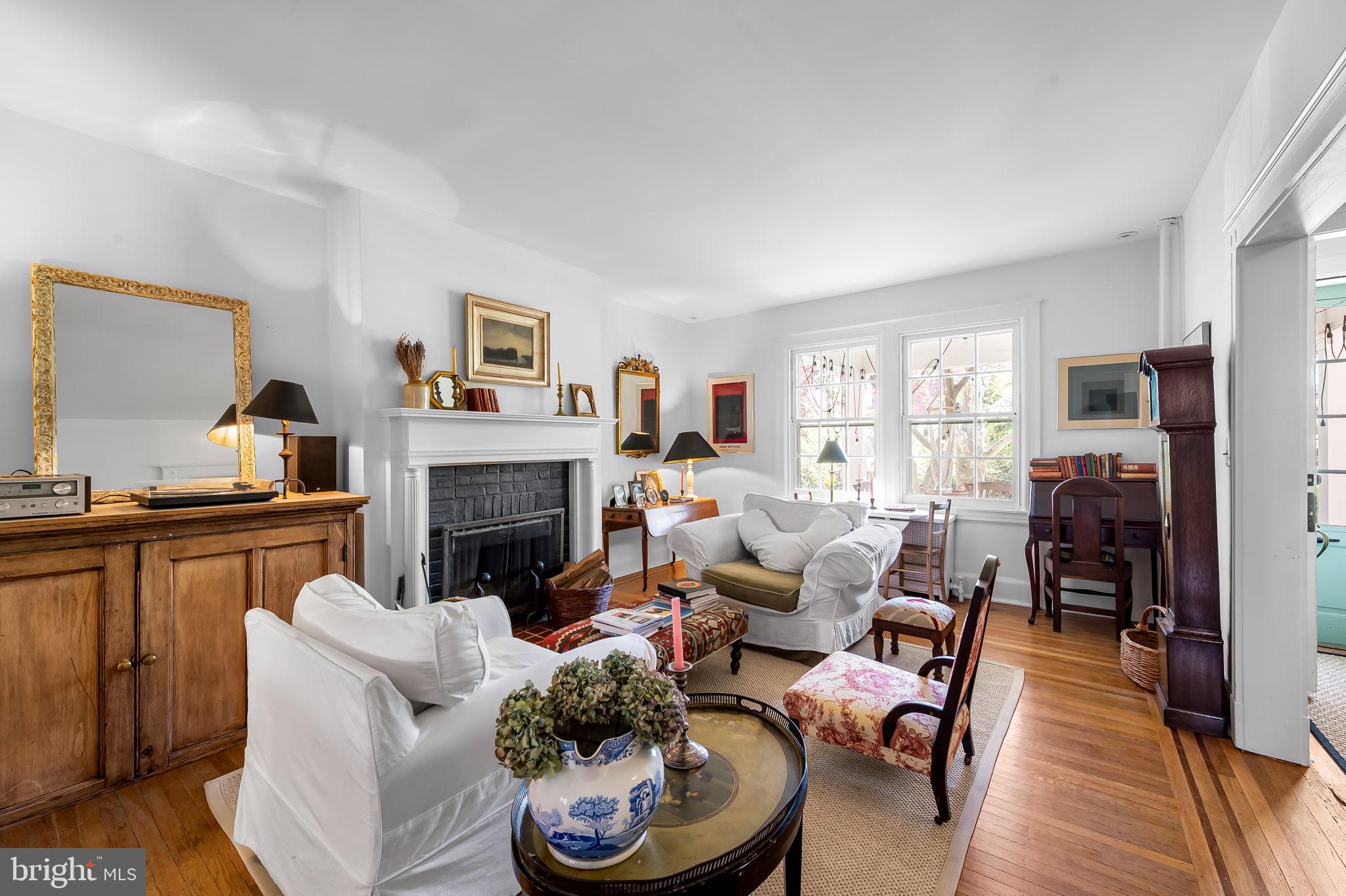 OAKENSHAWE - Residential