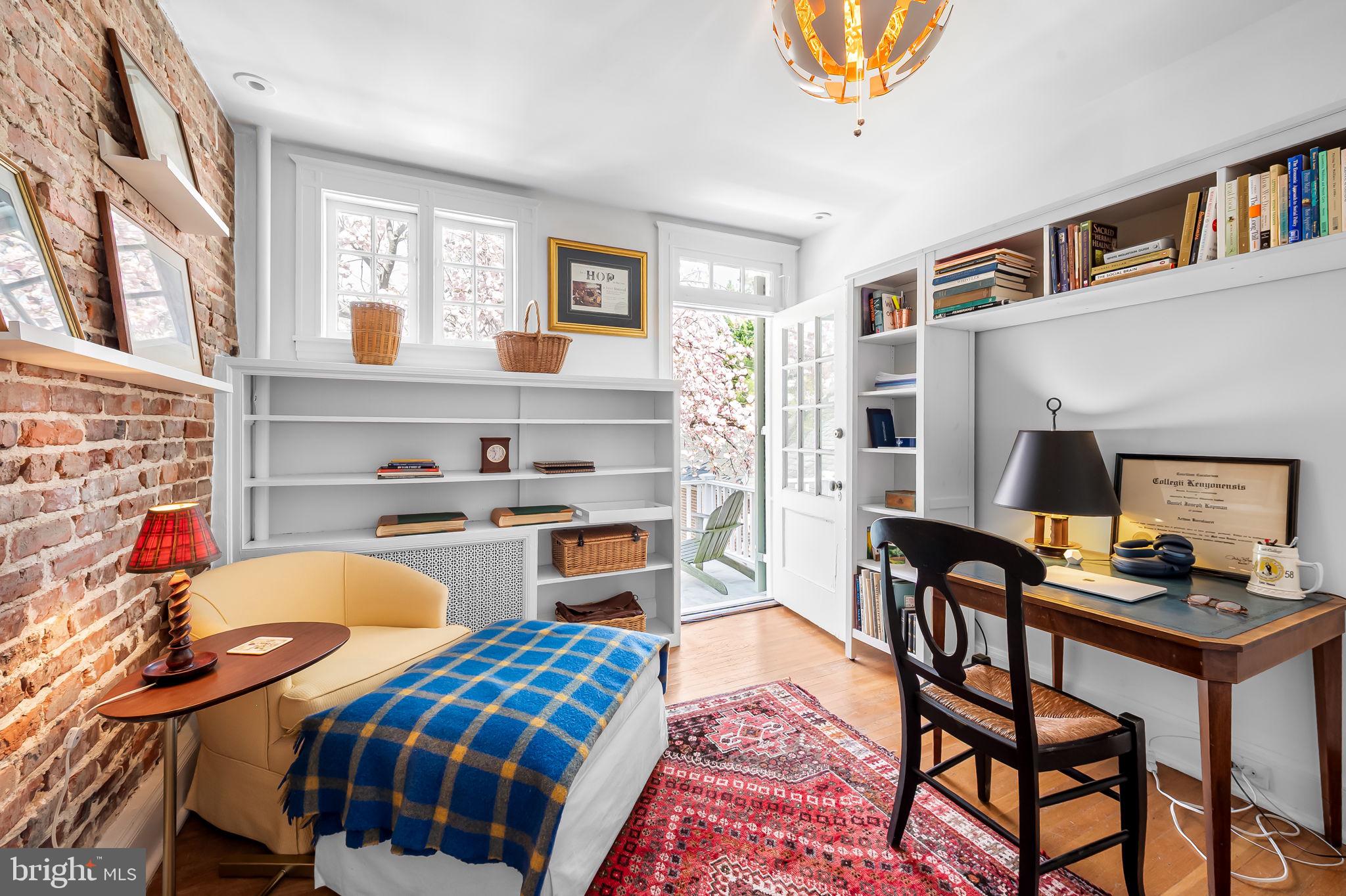 OAKENSHAWE - Residential