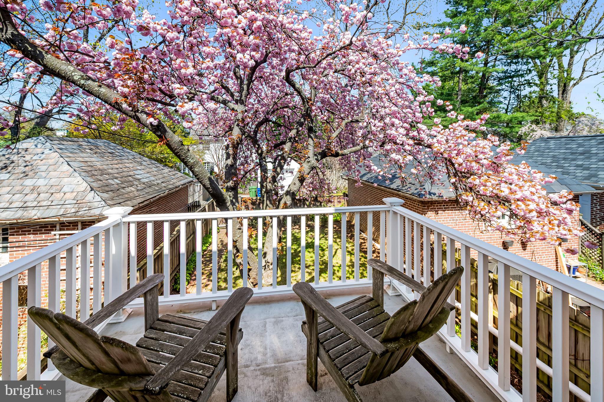 OAKENSHAWE - Residential