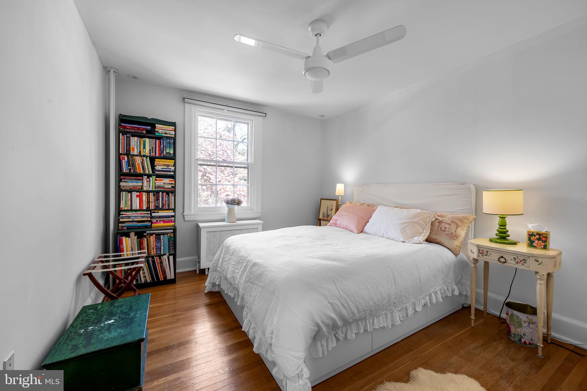 OAKENSHAWE - Residential