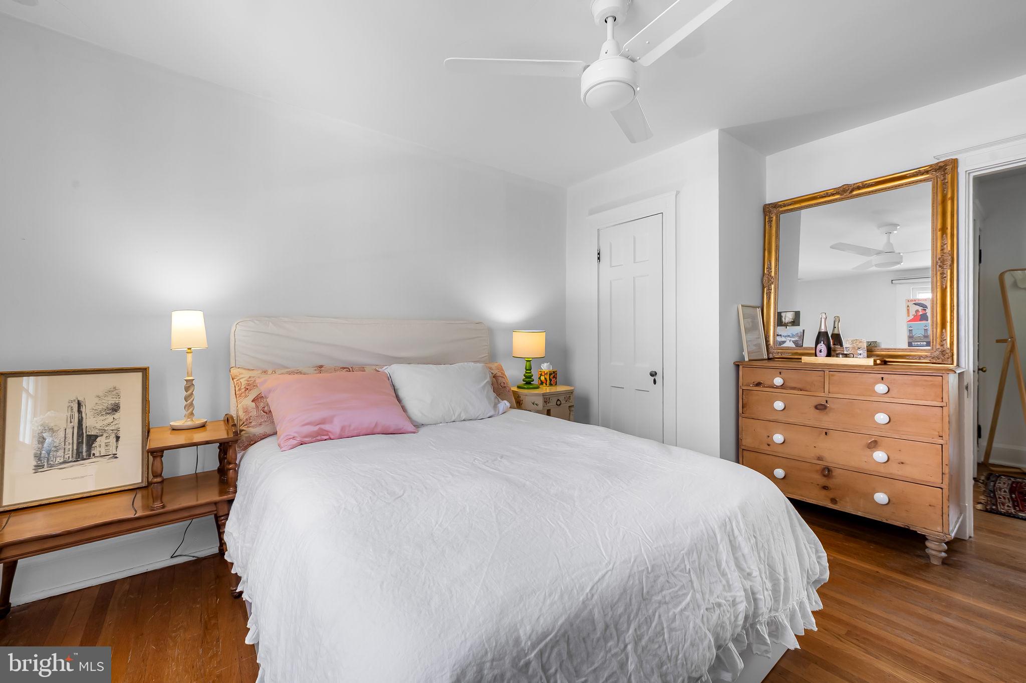 OAKENSHAWE - Residential