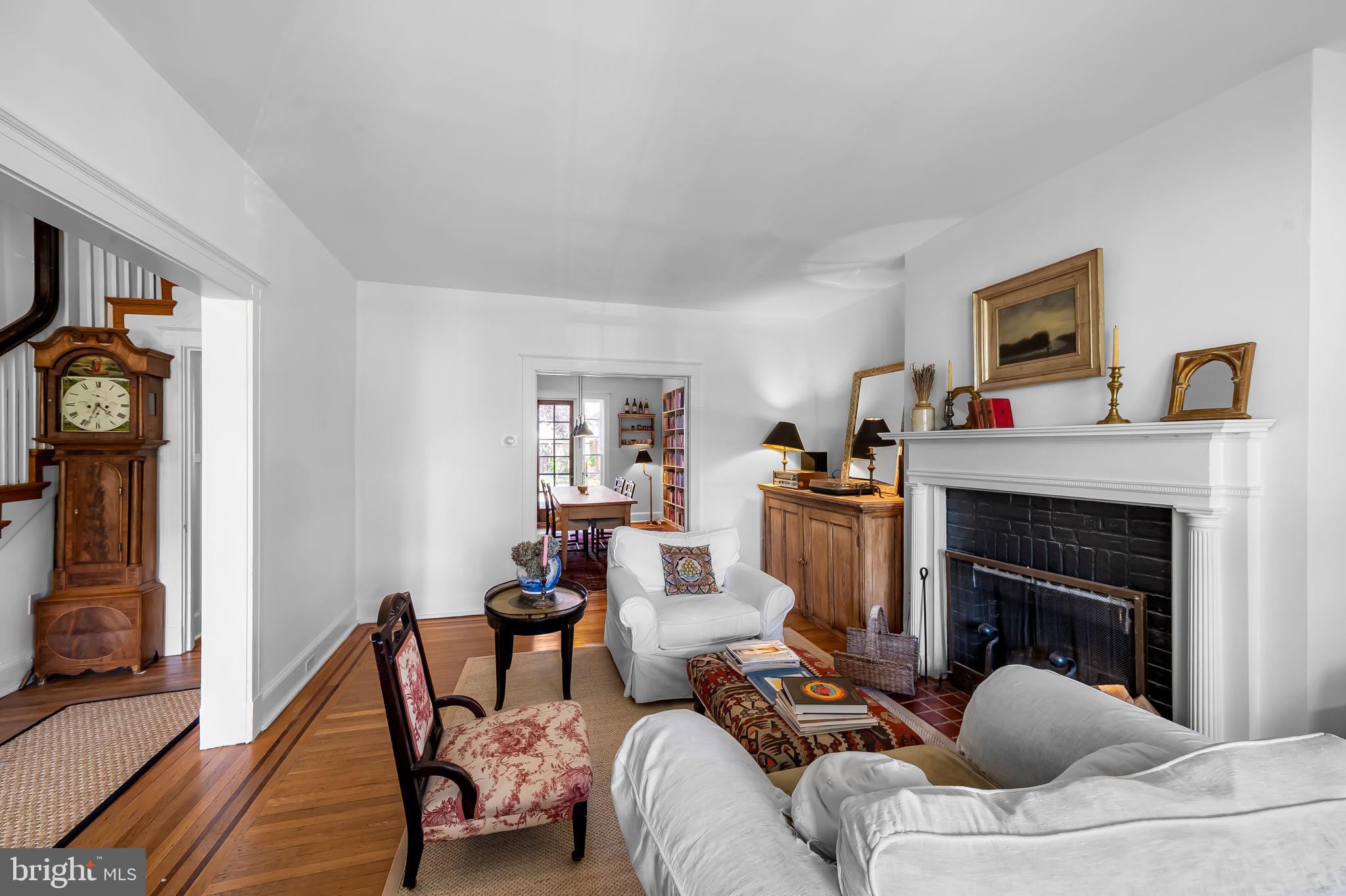 OAKENSHAWE - Residential