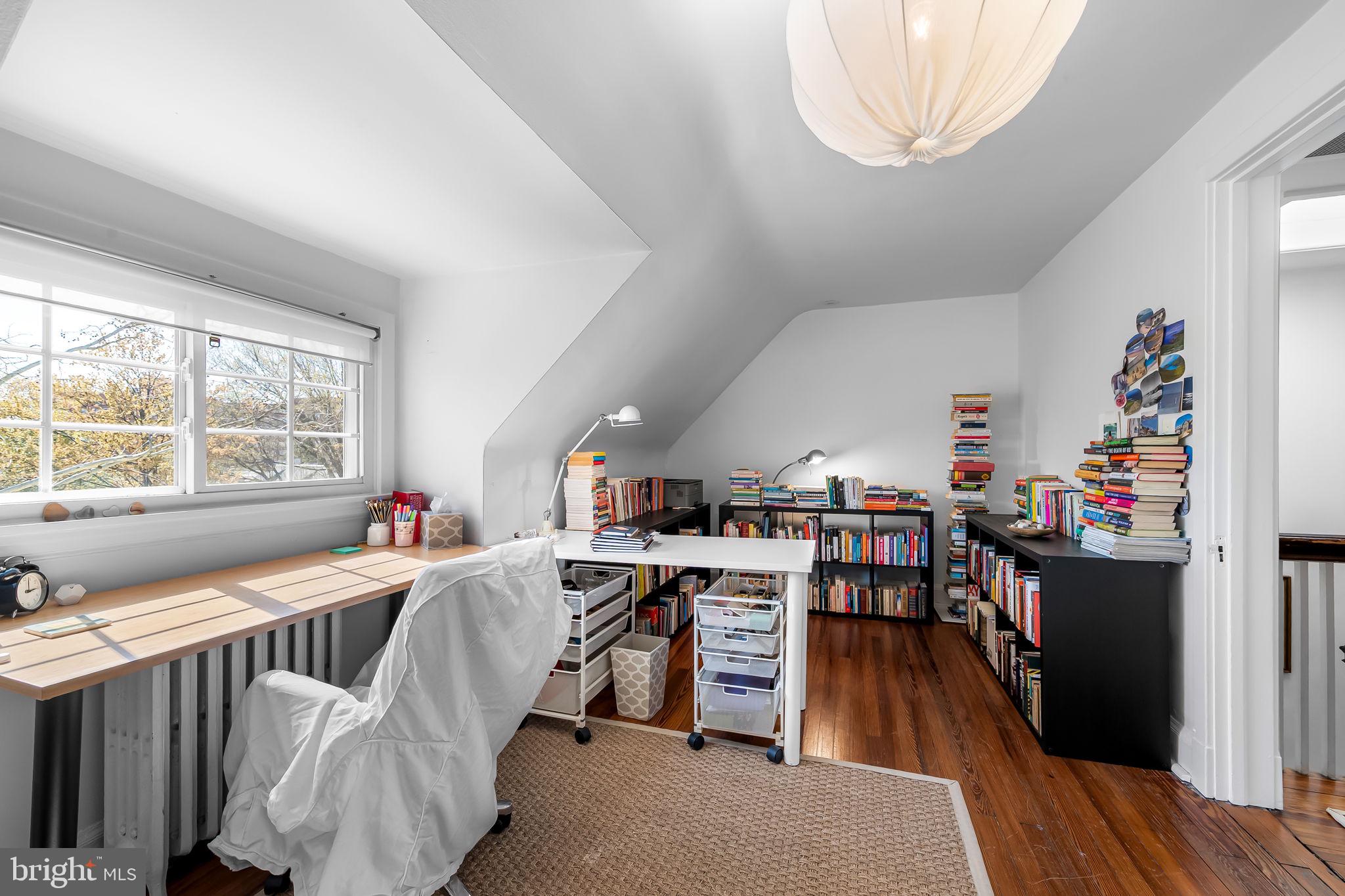 OAKENSHAWE - Residential