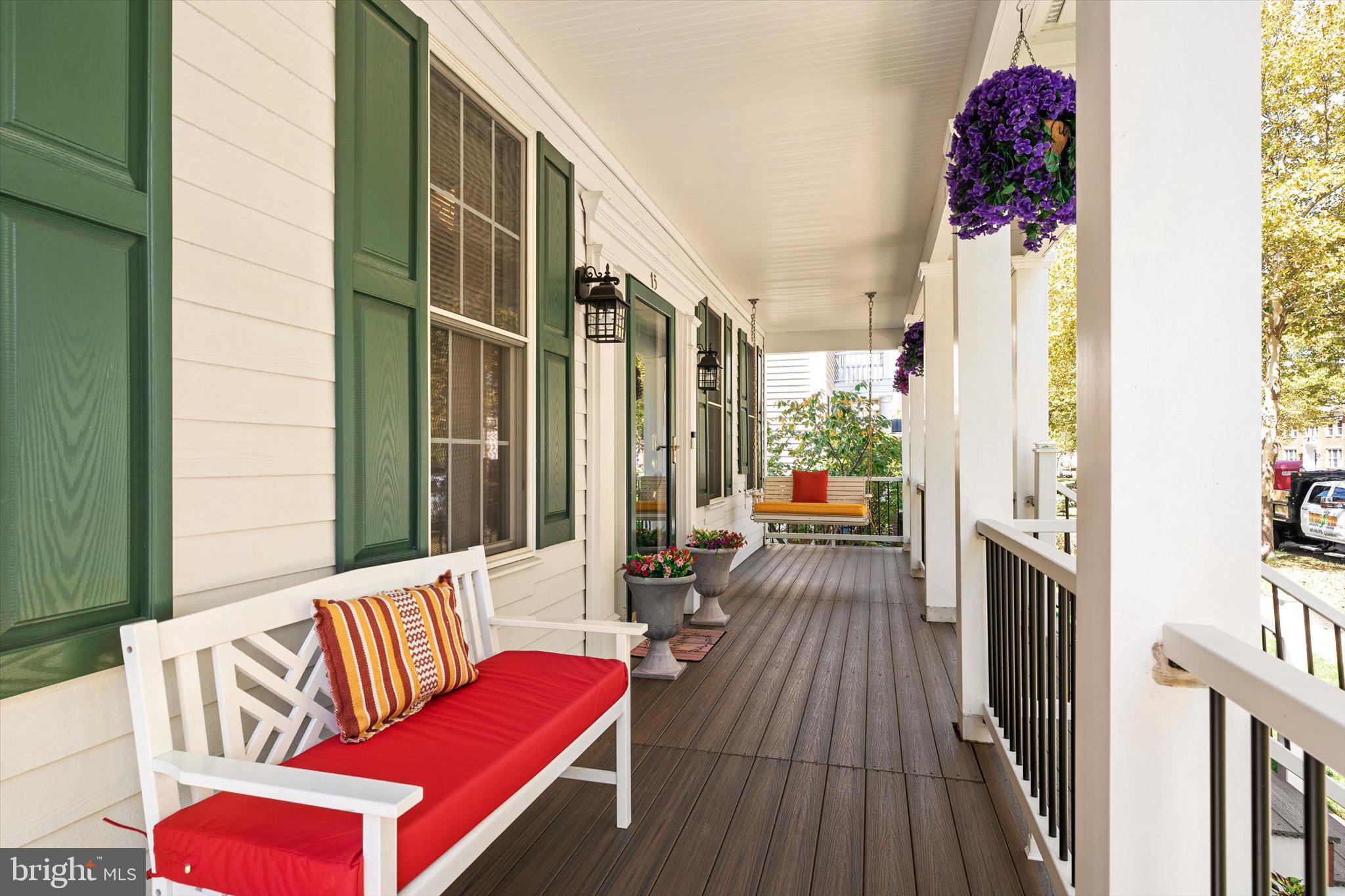 15 NEWTOWN BOULEVARD