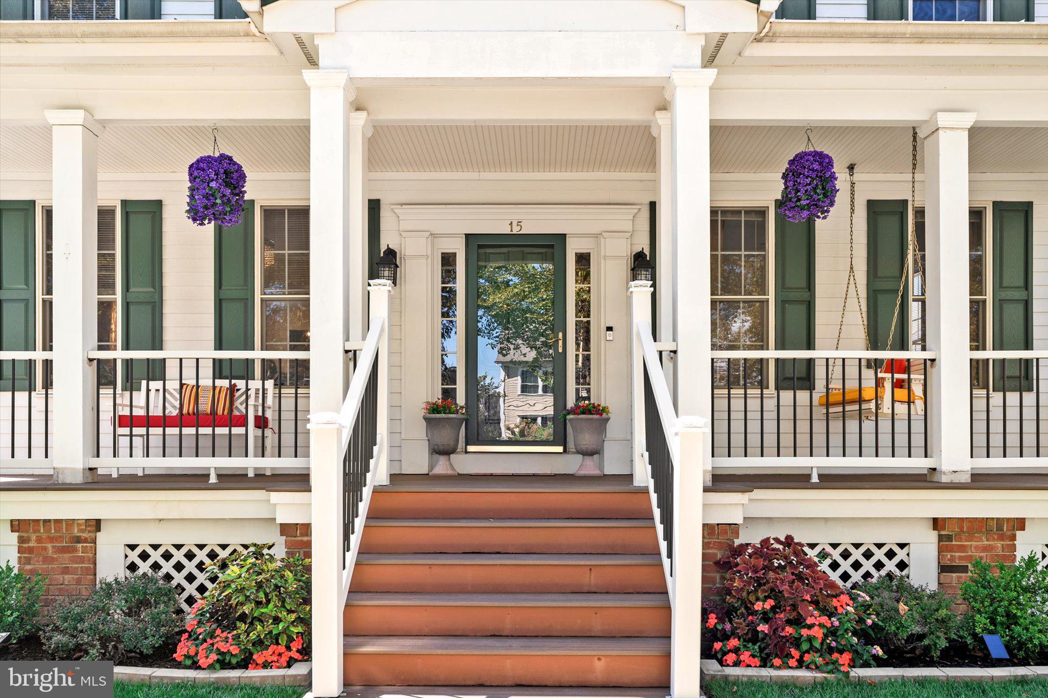 15 NEWTOWN BOULEVARD