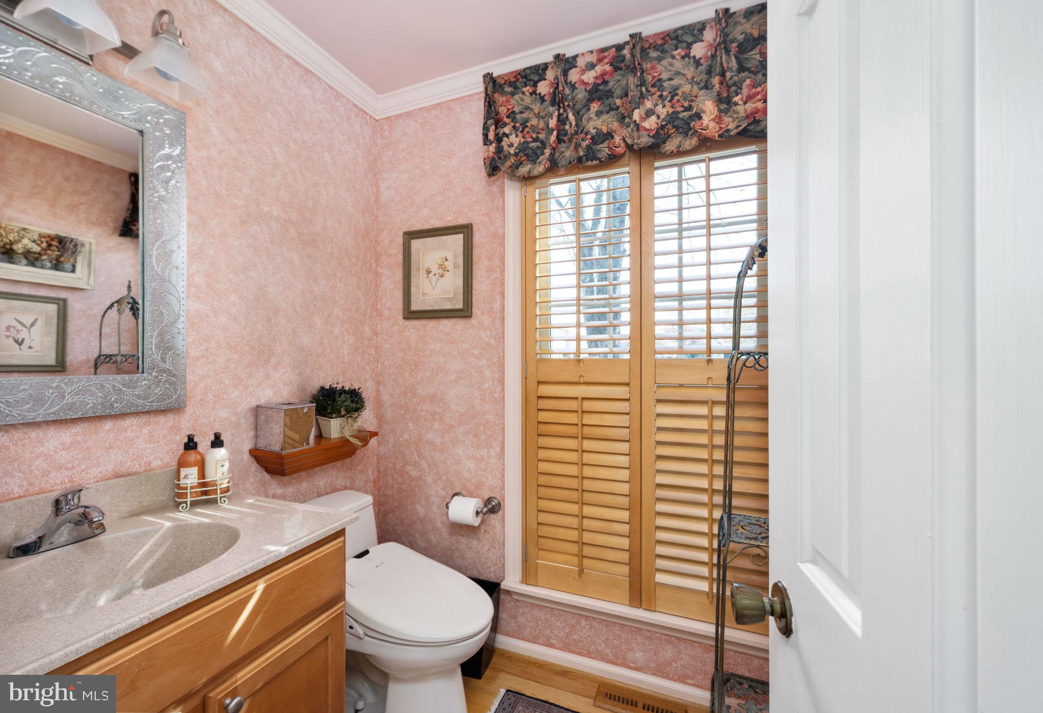 FAIRFAX CLUB ESTATES - Residential