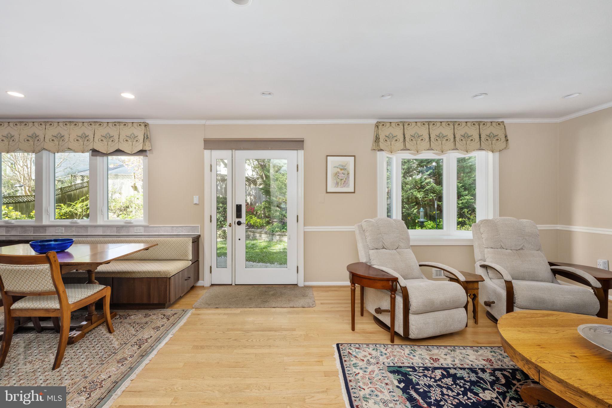 FAIRFAX CLUB ESTATES - Residential