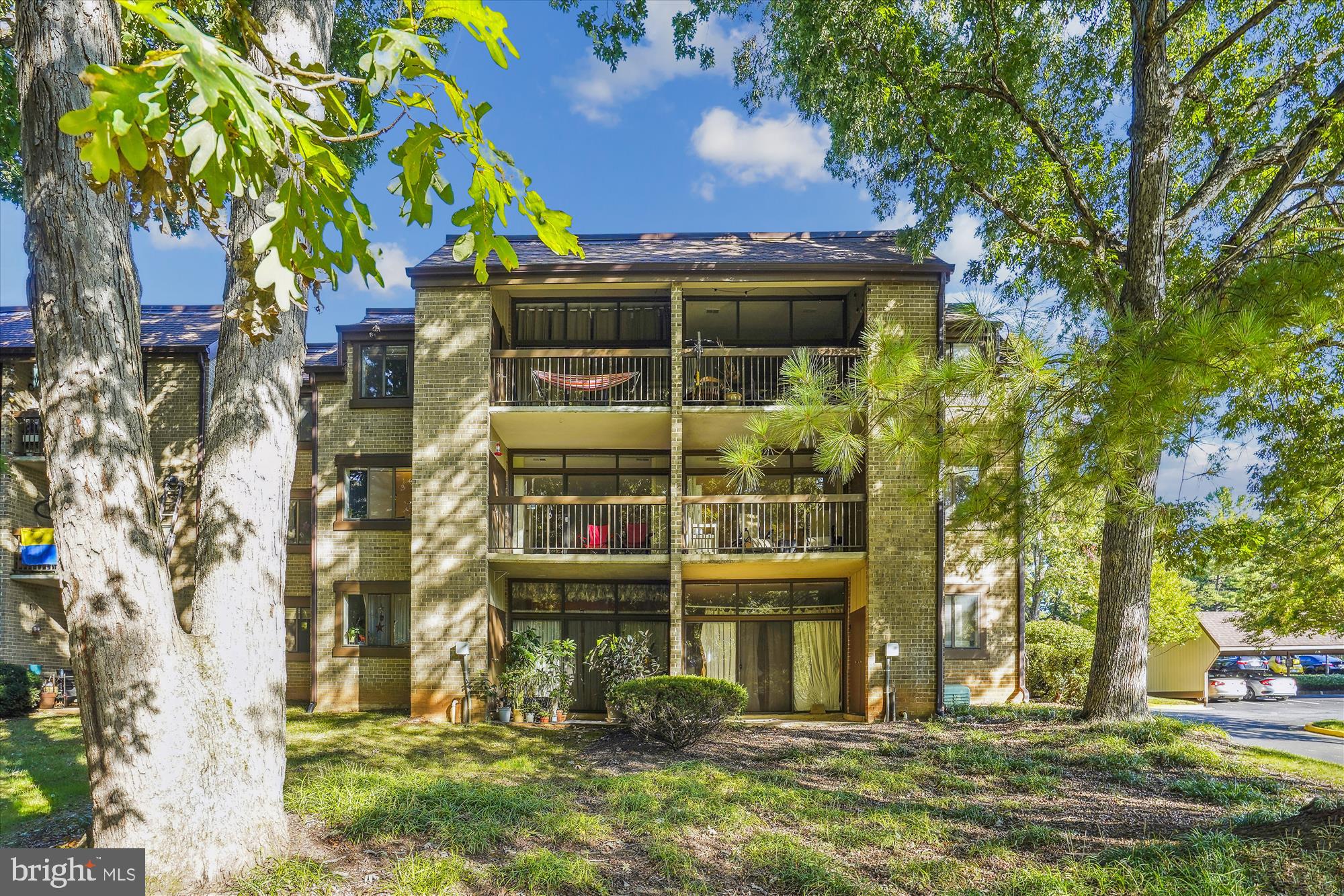 BENTANA PARK - Residential