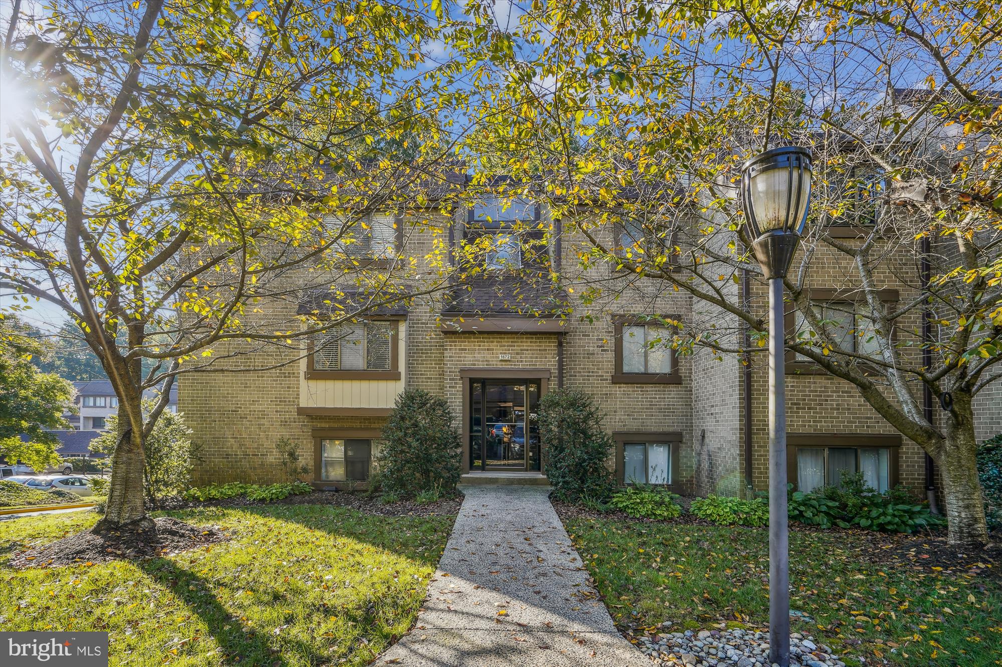 BENTANA PARK - Residential