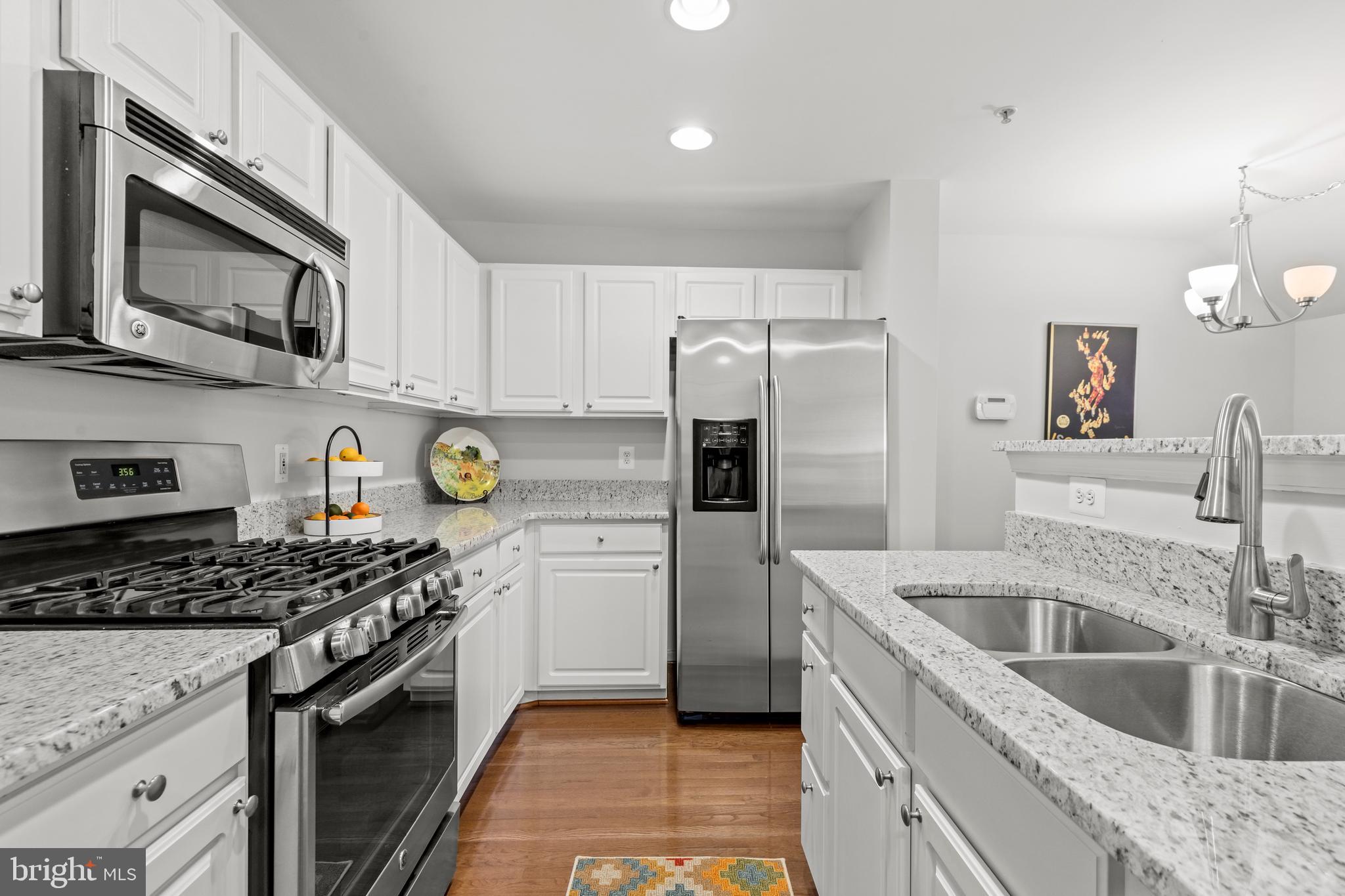 5123 DONOVAN DRIVE