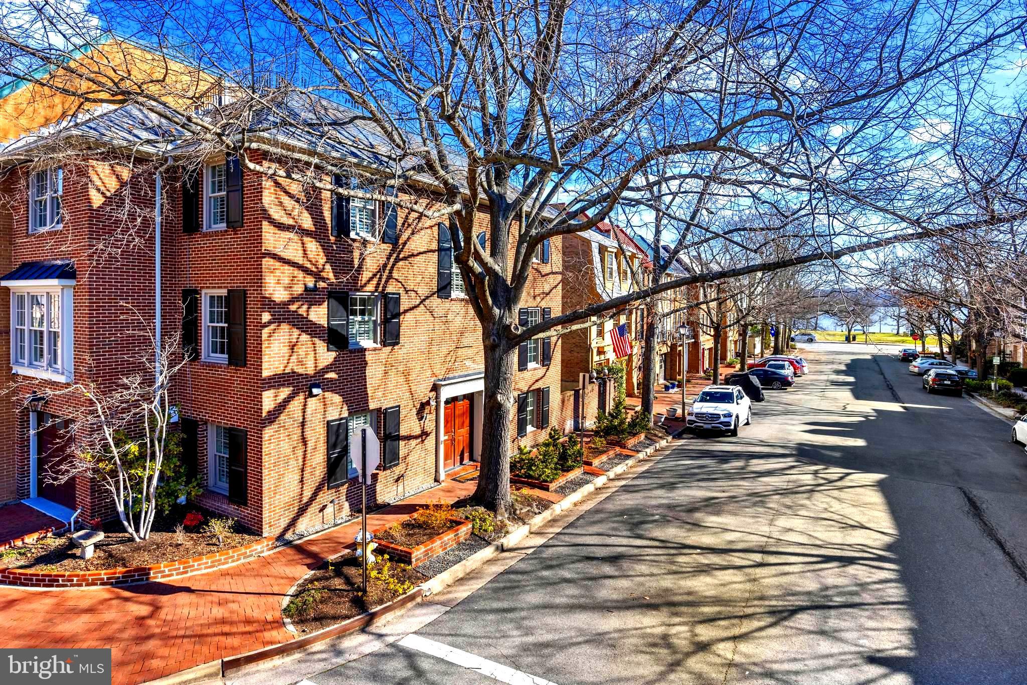 BRANDT TOWNHOUSE - Residential