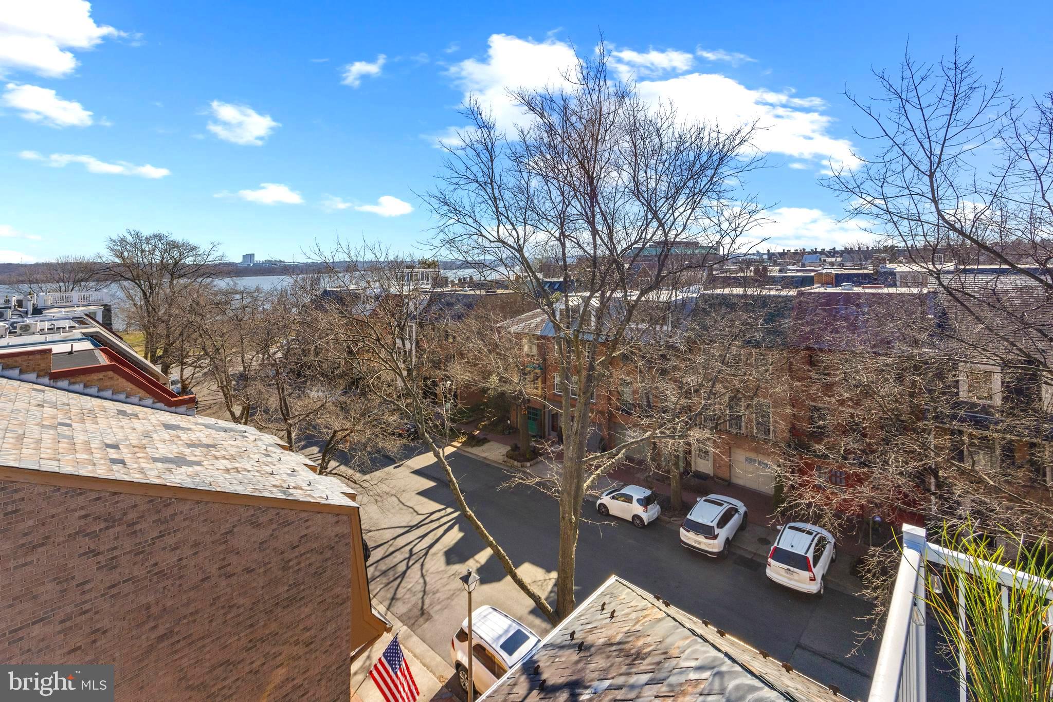 BRANDT TOWNHOUSE - Residential