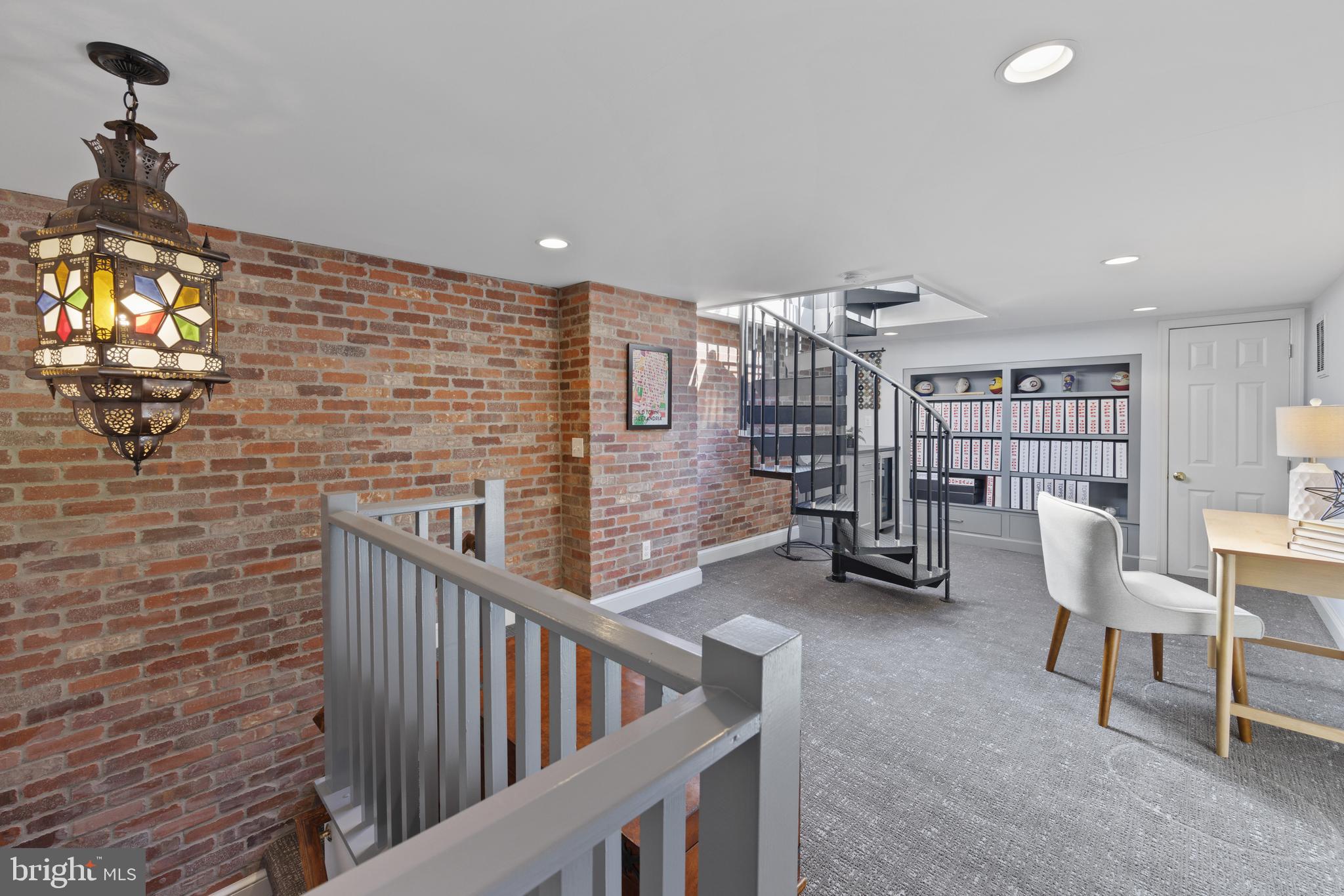 BRANDT TOWNHOUSE - Residential