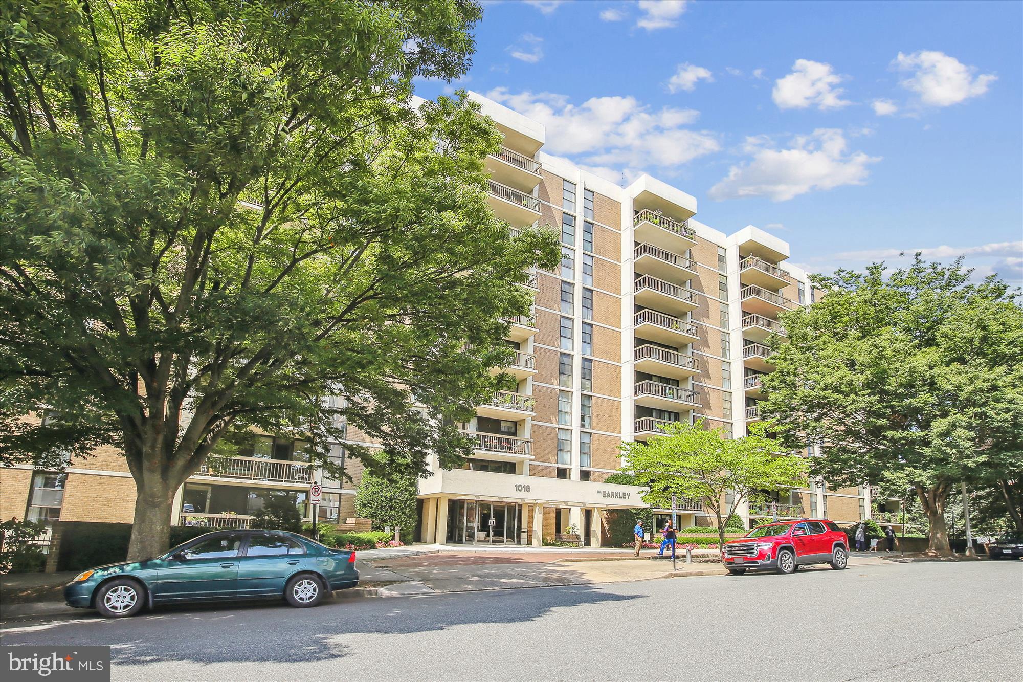 THE BARKLEY - Residential Lease