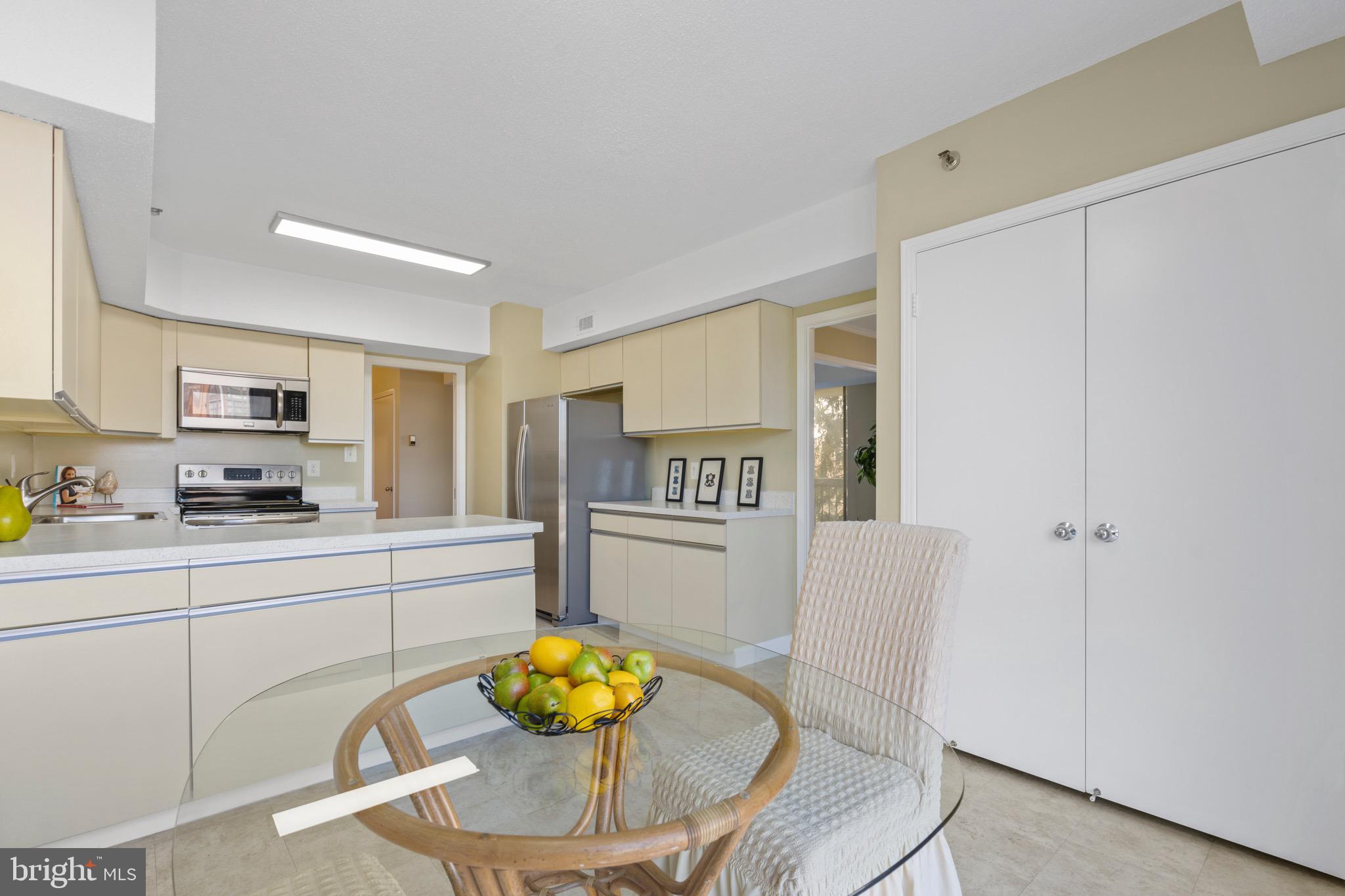 THE BARKLEY - Residential Lease