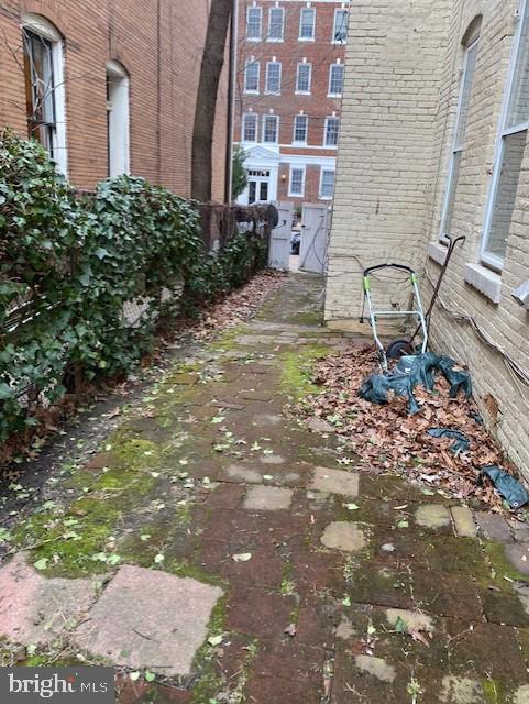 OLD TOWN HISTORIC - Residential Lease