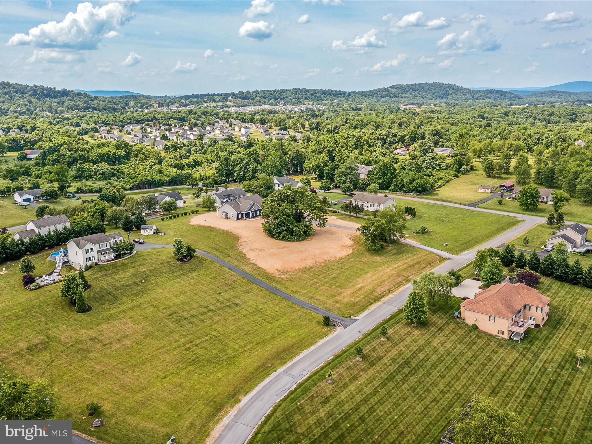 FAIRFAX FARMS - Residential