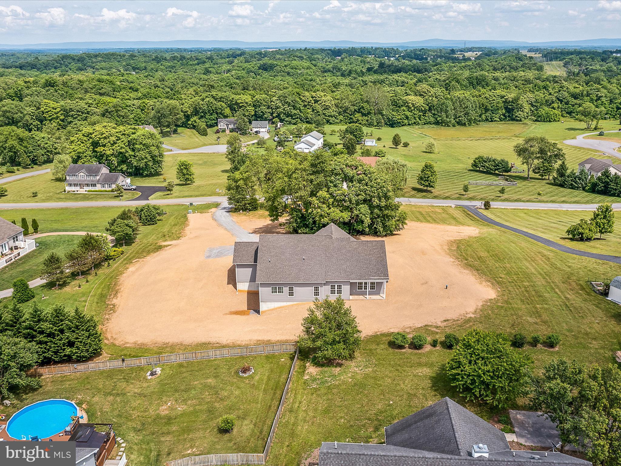 FAIRFAX FARMS - Residential