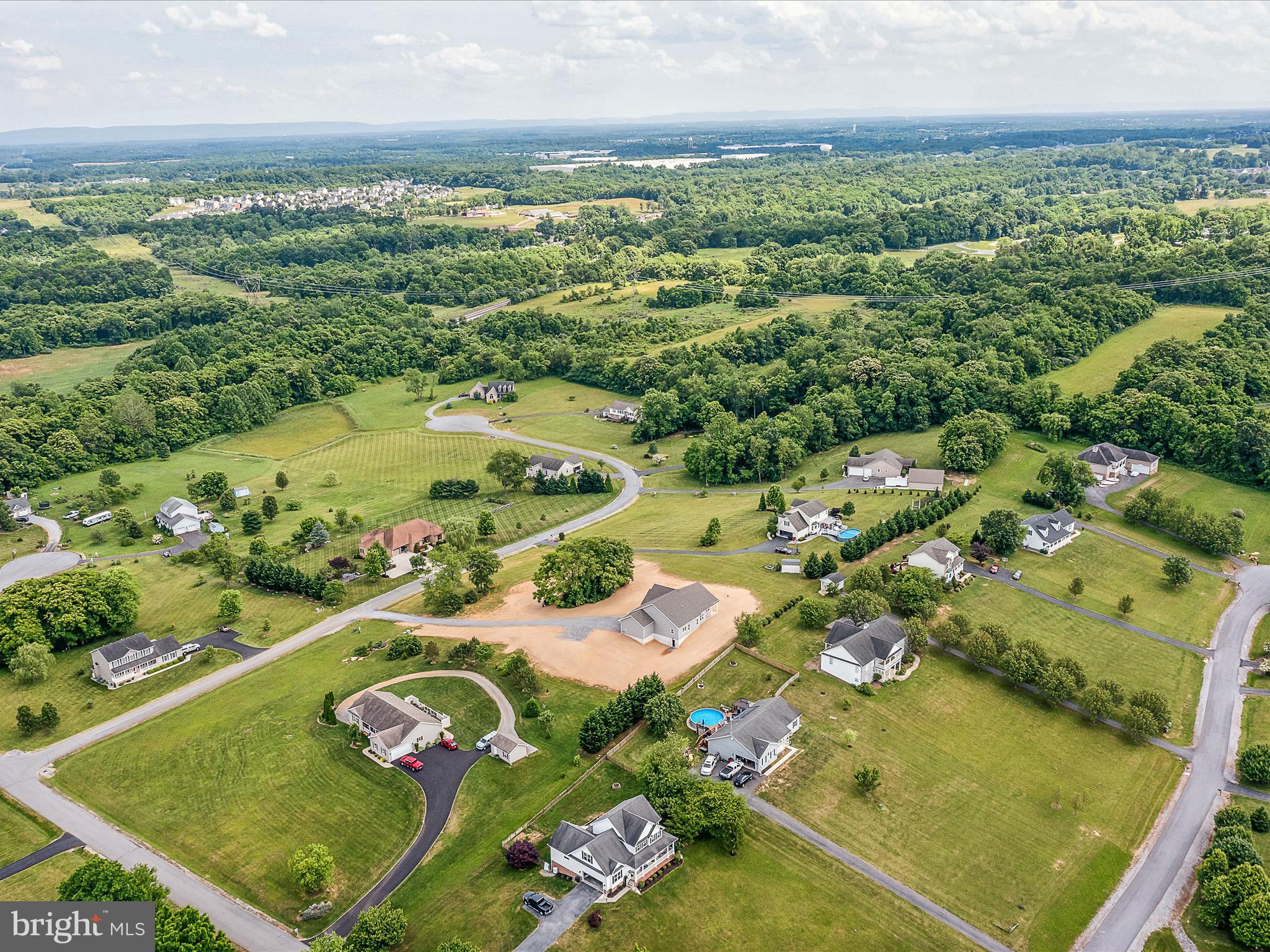 FAIRFAX FARMS - Residential