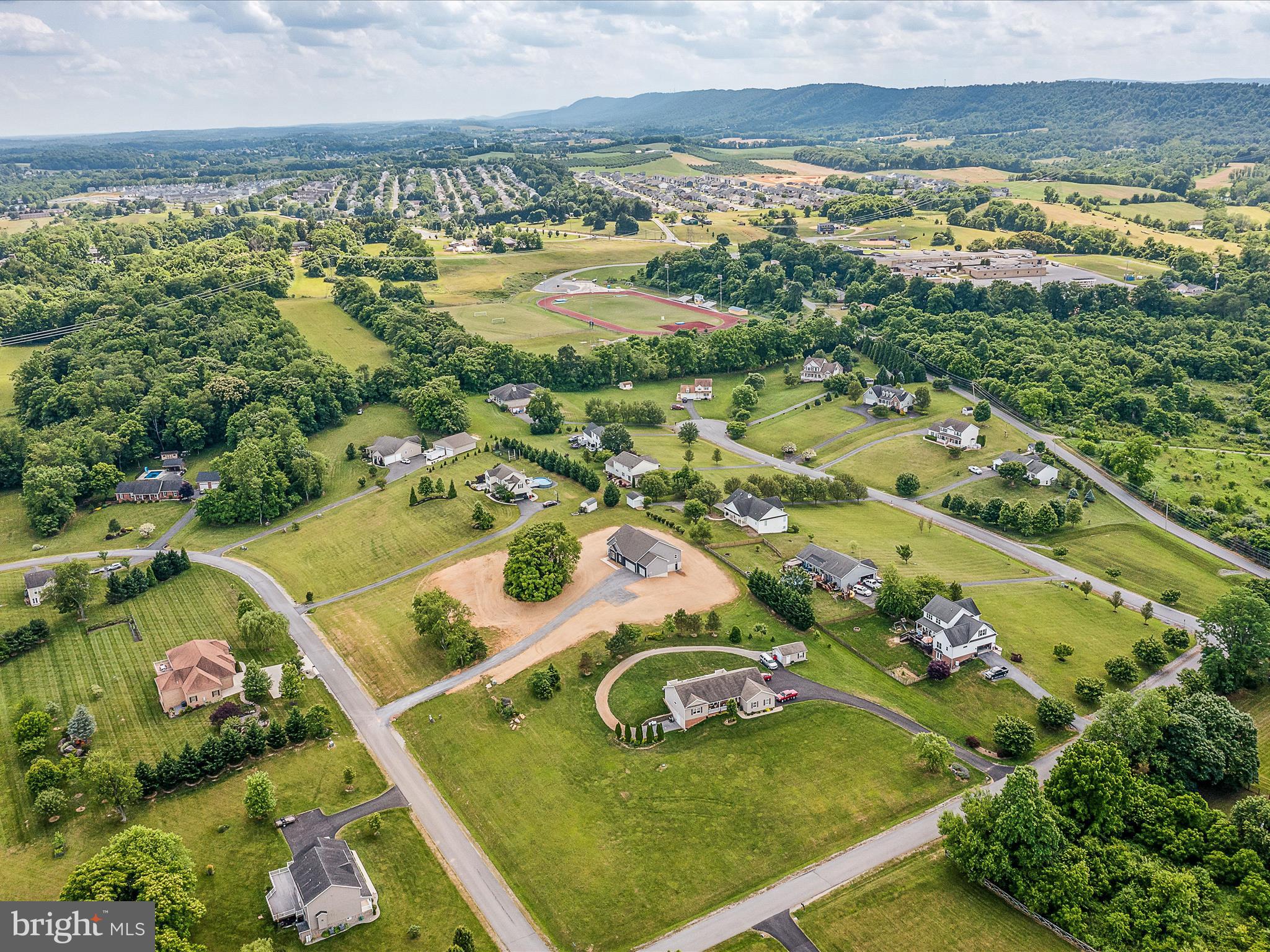 FAIRFAX FARMS - Residential
