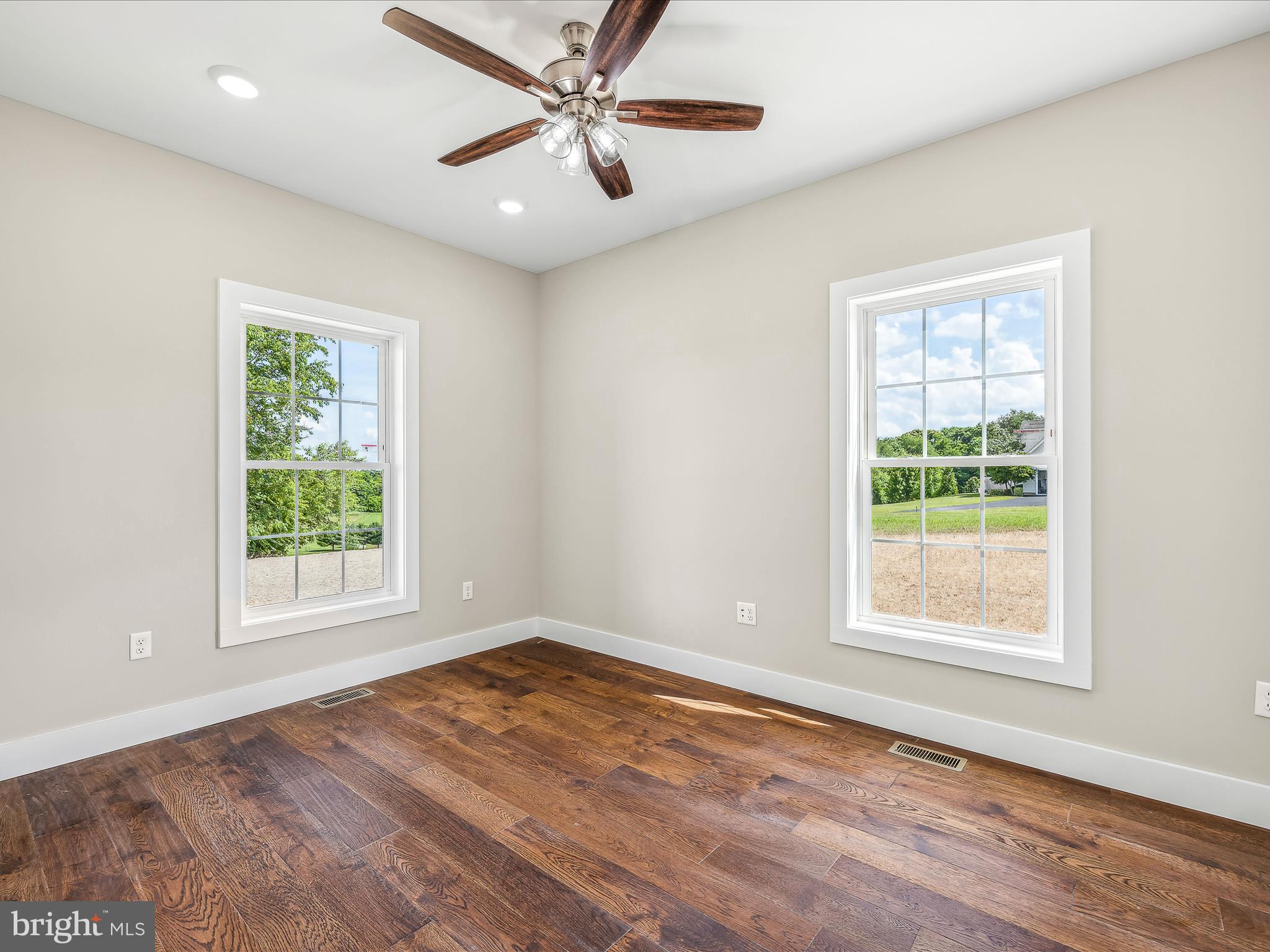 FAIRFAX FARMS - Residential